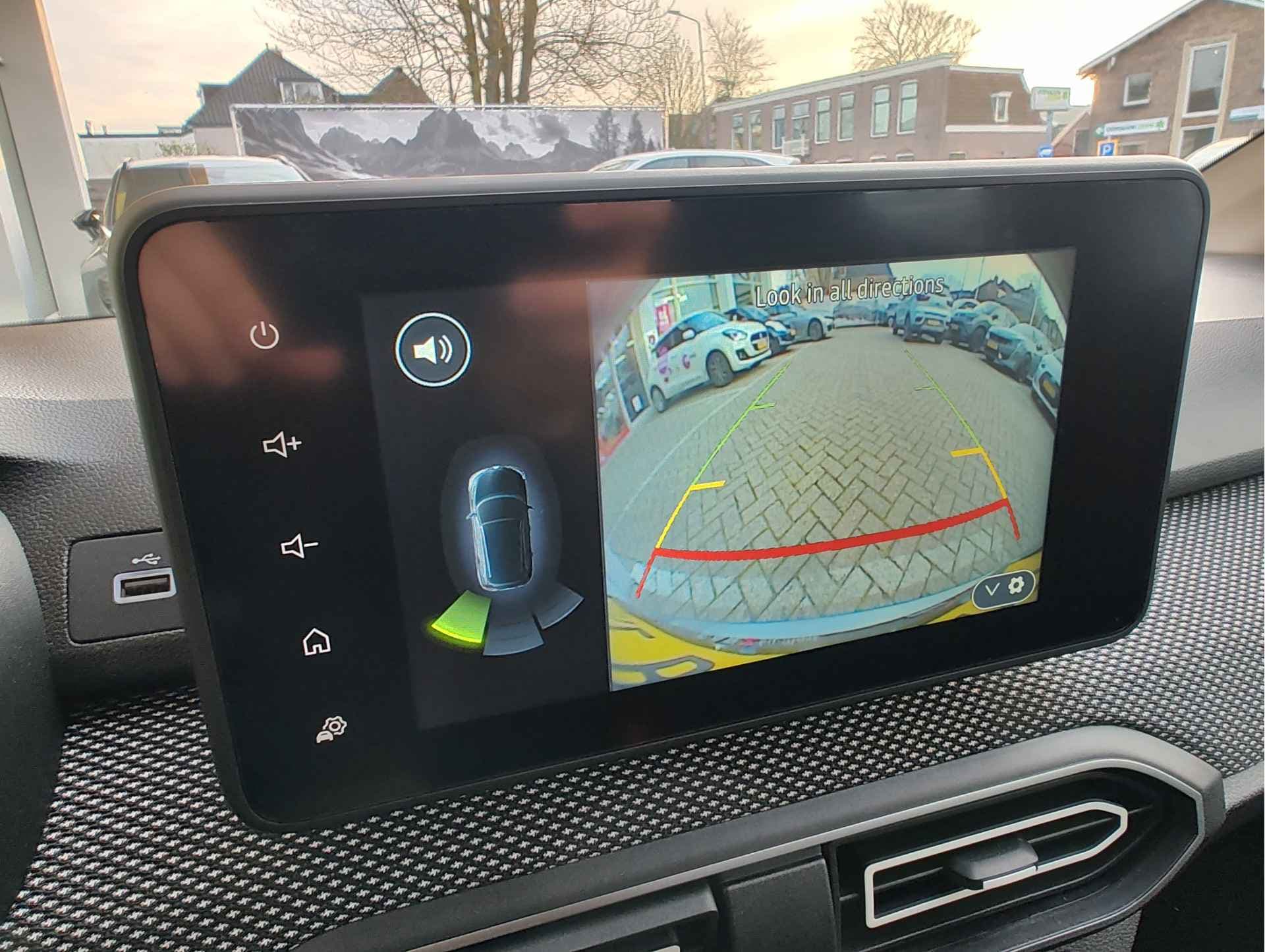 Dacia Sandero 1.0 TCE 90 EXPRESSION AUTOMAAT thumbnail 32