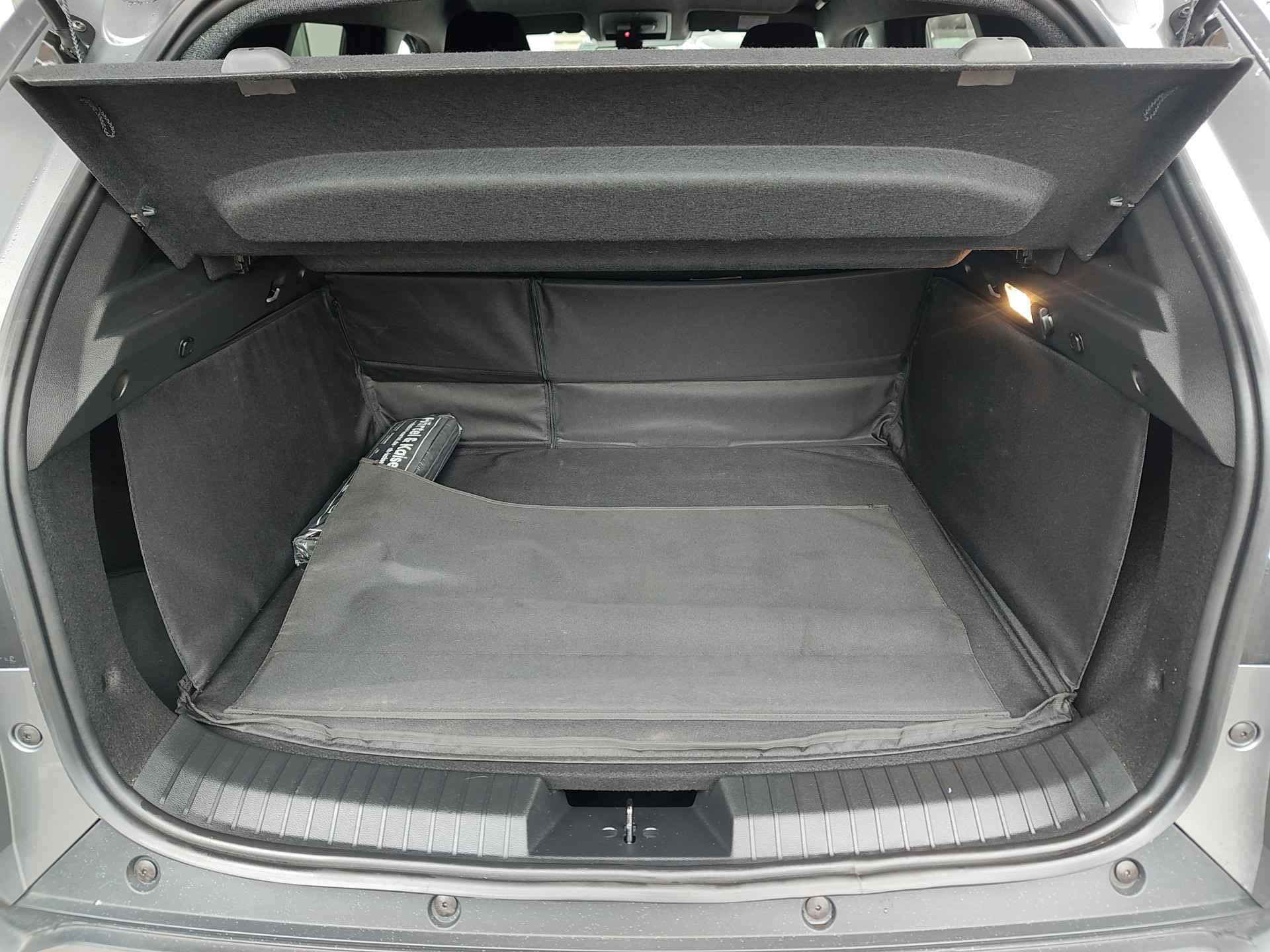 Dacia Duster 1.6 HYBRID 140 JOURNEY AUT. thumbnail 11