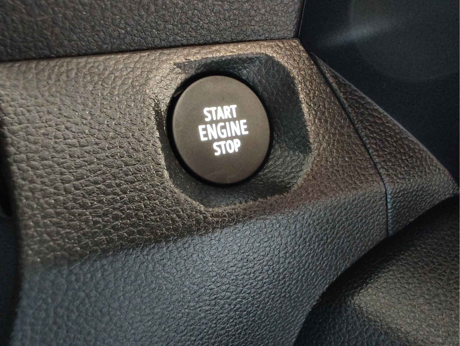 Dacia Duster 1.6 HYBRID 140 JOURNEY AUT. thumbnail 17