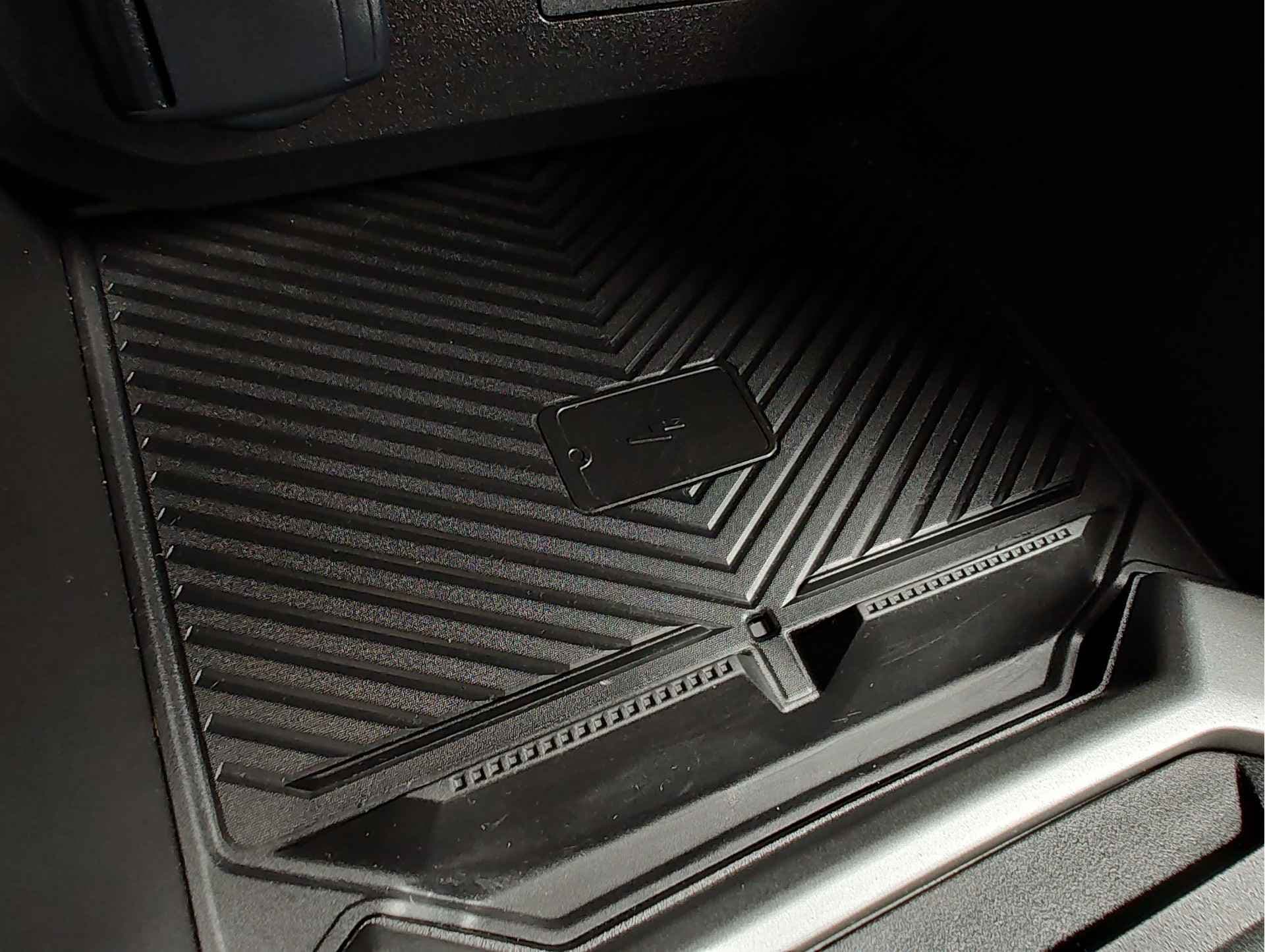 Dacia Duster 1.6 HYBRID 140 JOURNEY AUT. thumbnail 19