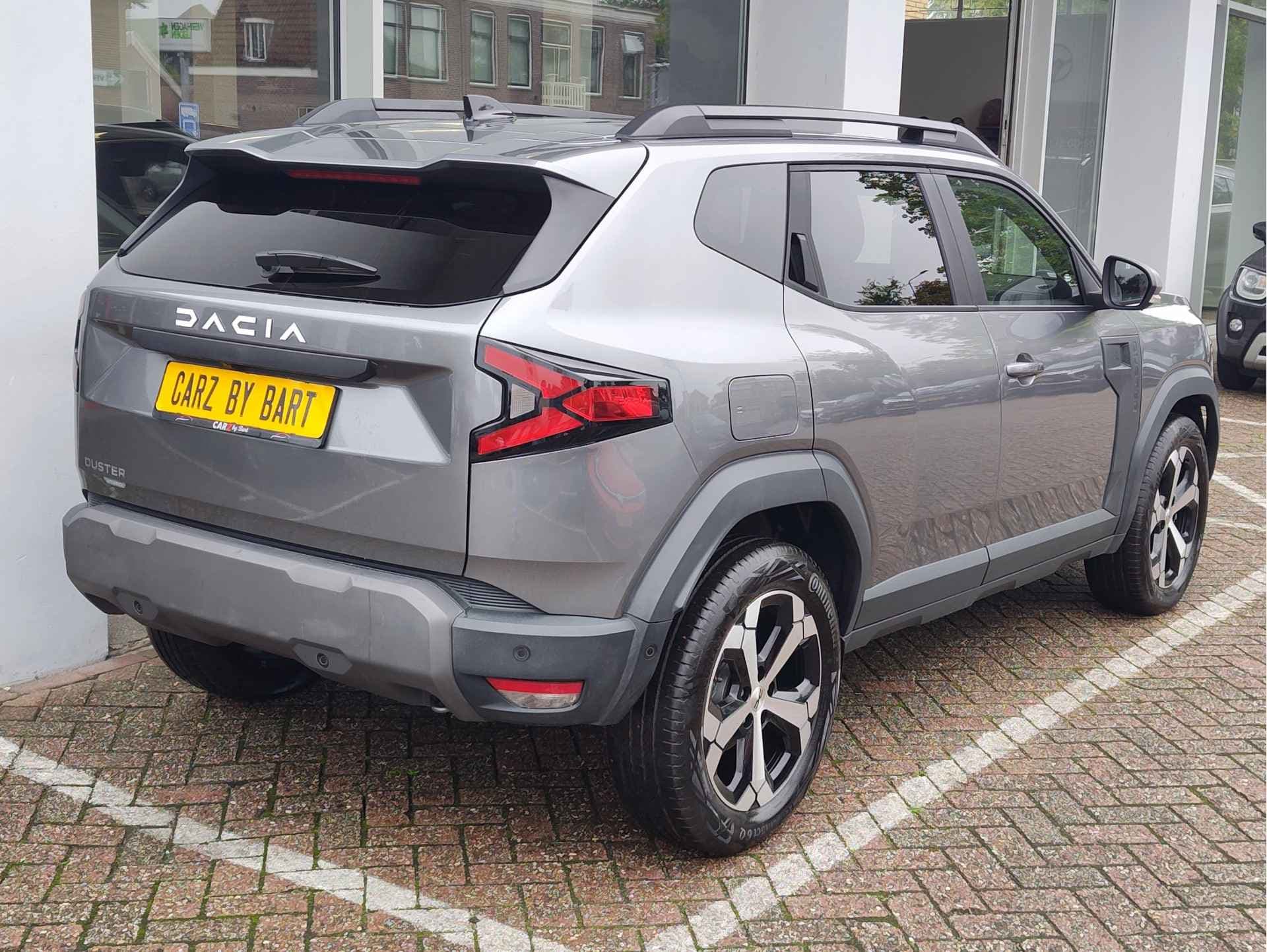 Dacia Duster 1.6 HYBRID 140 JOURNEY AUT. thumbnail 5