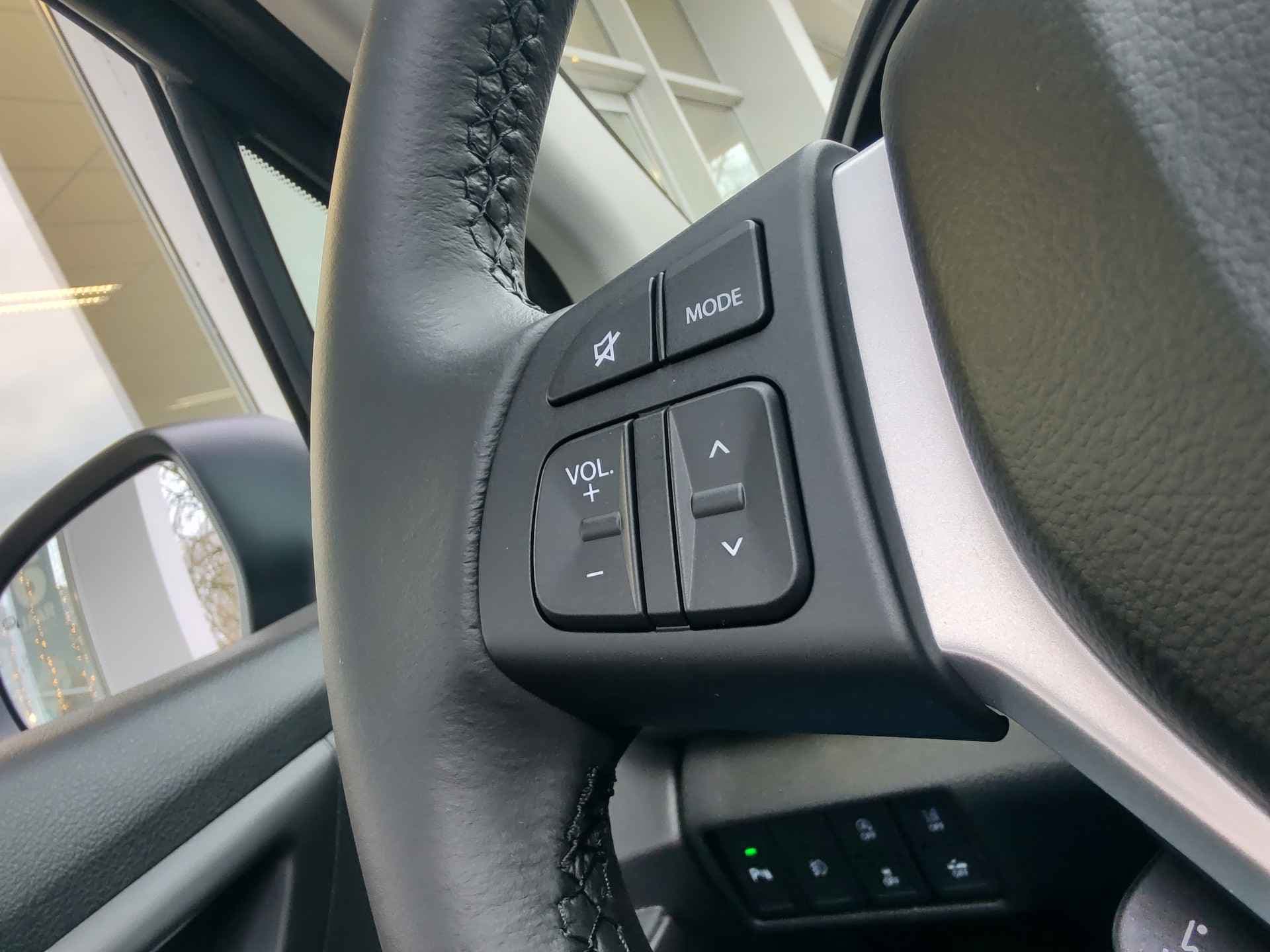 Suzuki S-Cross 1.4 BOOSTERJET STYLE SMART HYBRID AUTOMAAT thumbnail 21