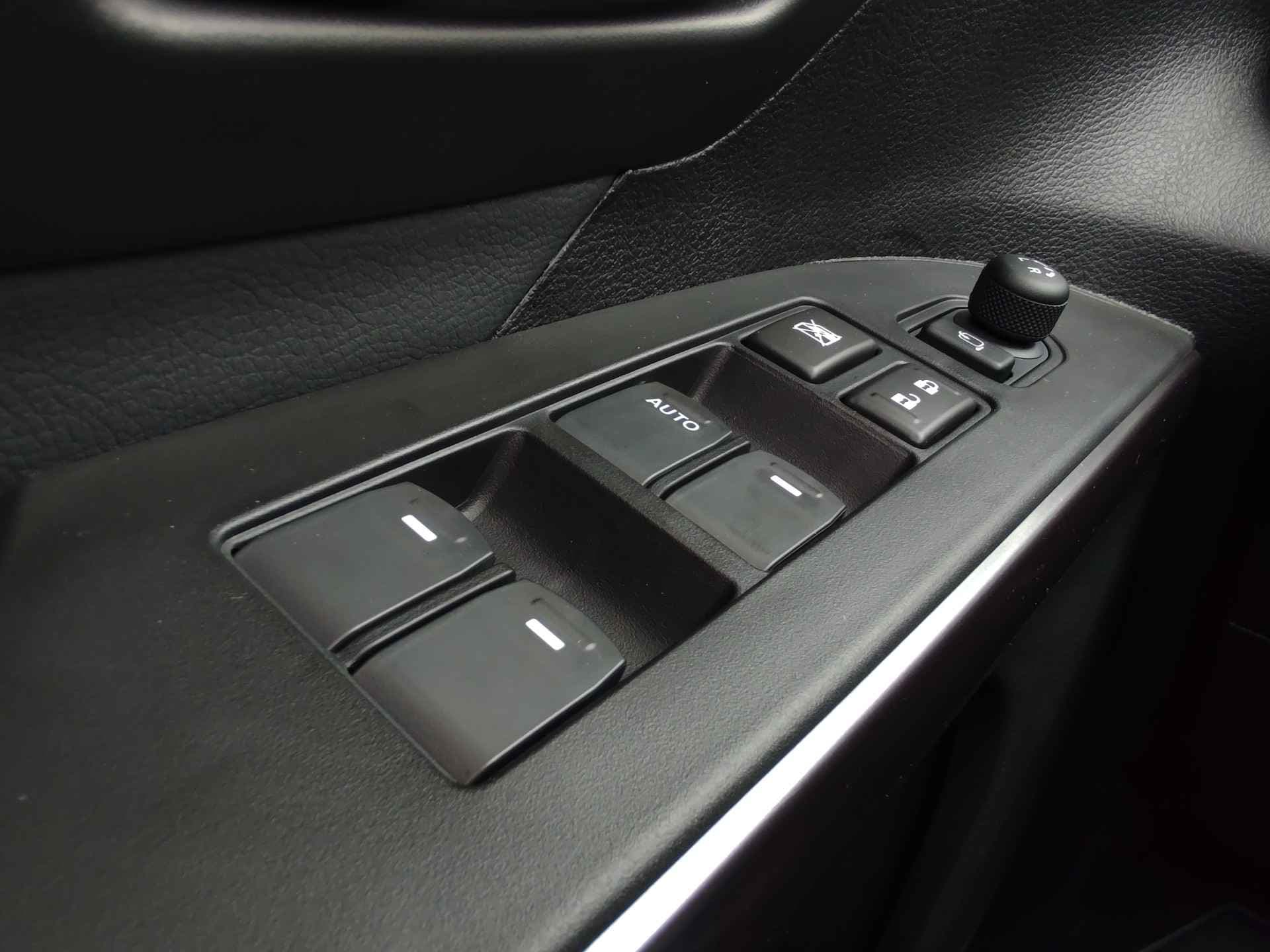 Suzuki S-Cross 1.4 BOOSTERJET STYLE SMART HYBRID AUTOMAAT thumbnail 26