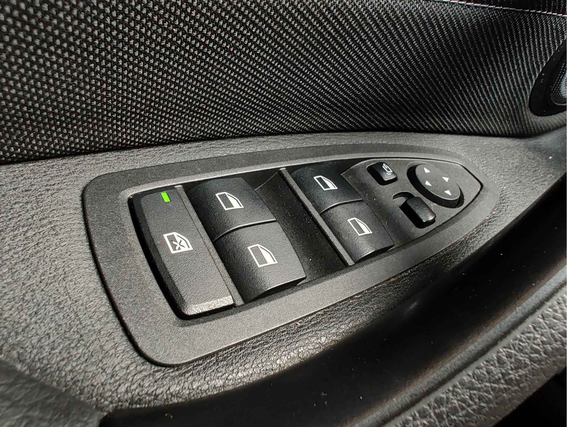 BMW X2 xDRIVE20i EXECUTIVE AUTOMAAT thumbnail 27