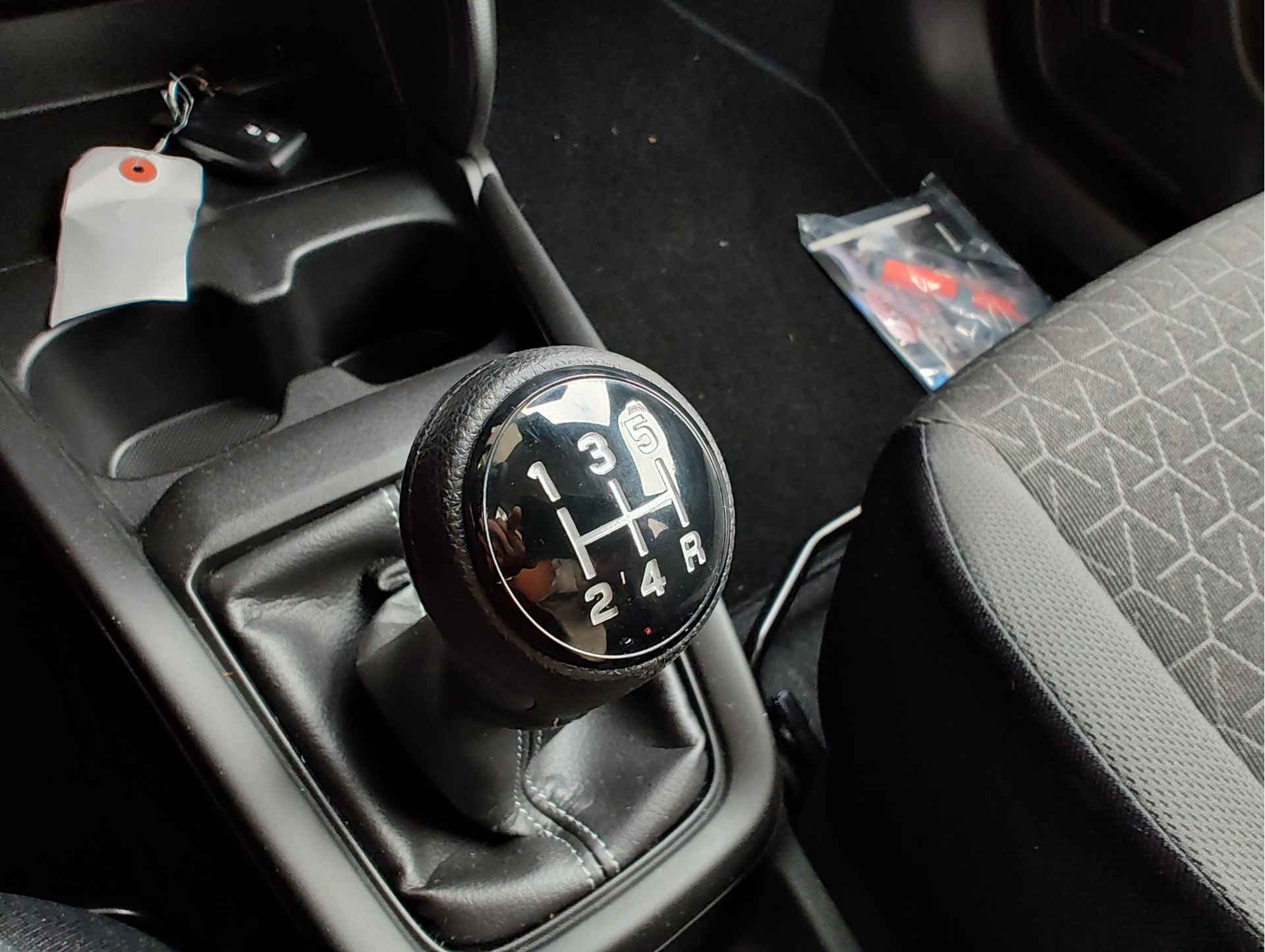 Suzuki Swift 1.2 SELECT SMART HYBRID thumbnail 16