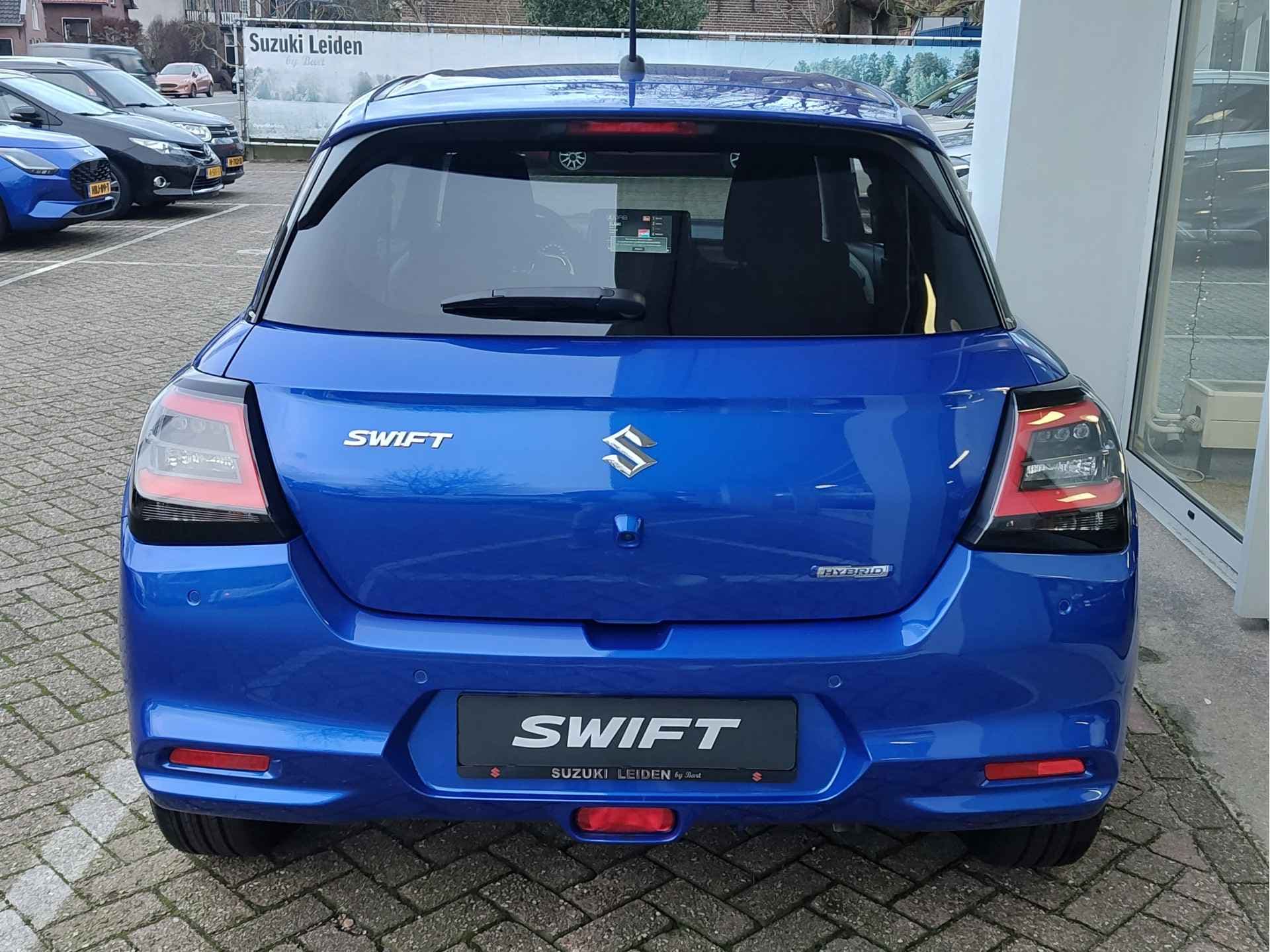 Suzuki Swift 1.2 SELECT SMART HYBRID thumbnail 4