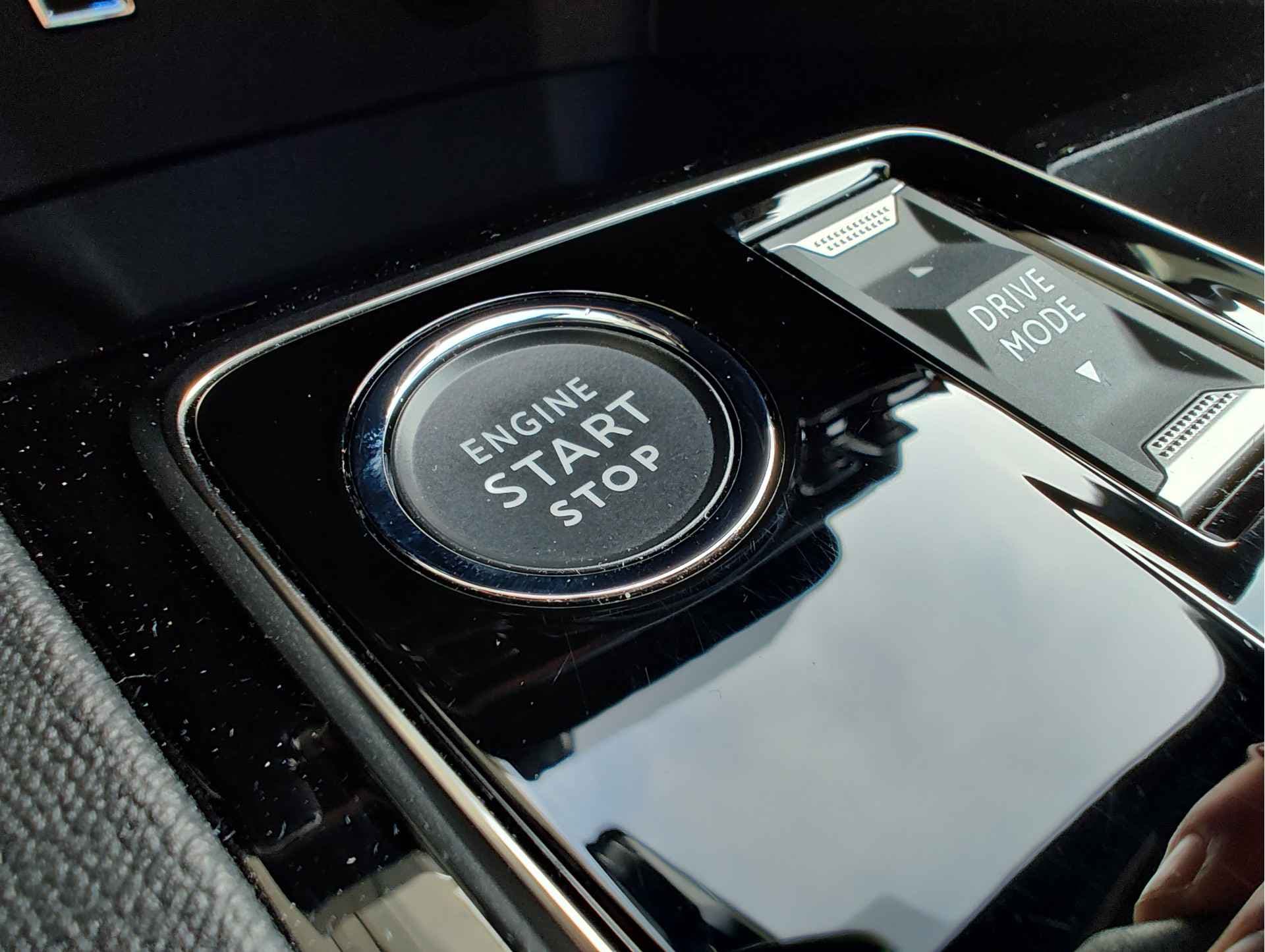 Peugeot 3008 1.2 HYBRID 136 GT AUTOMAAT thumbnail 20