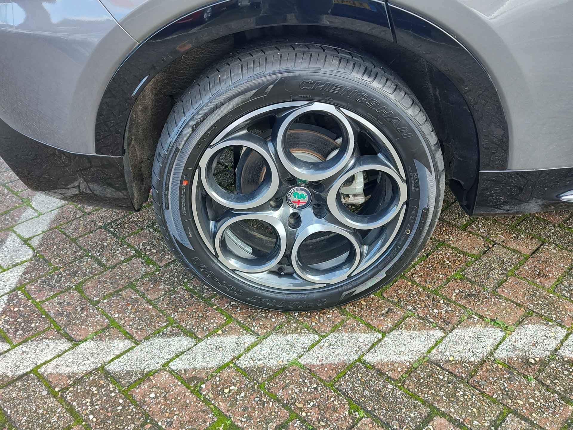 Alfa Romeo Romeo Tonale 1.5T HYBRID Ti AUTOMAAT thumbnail 36