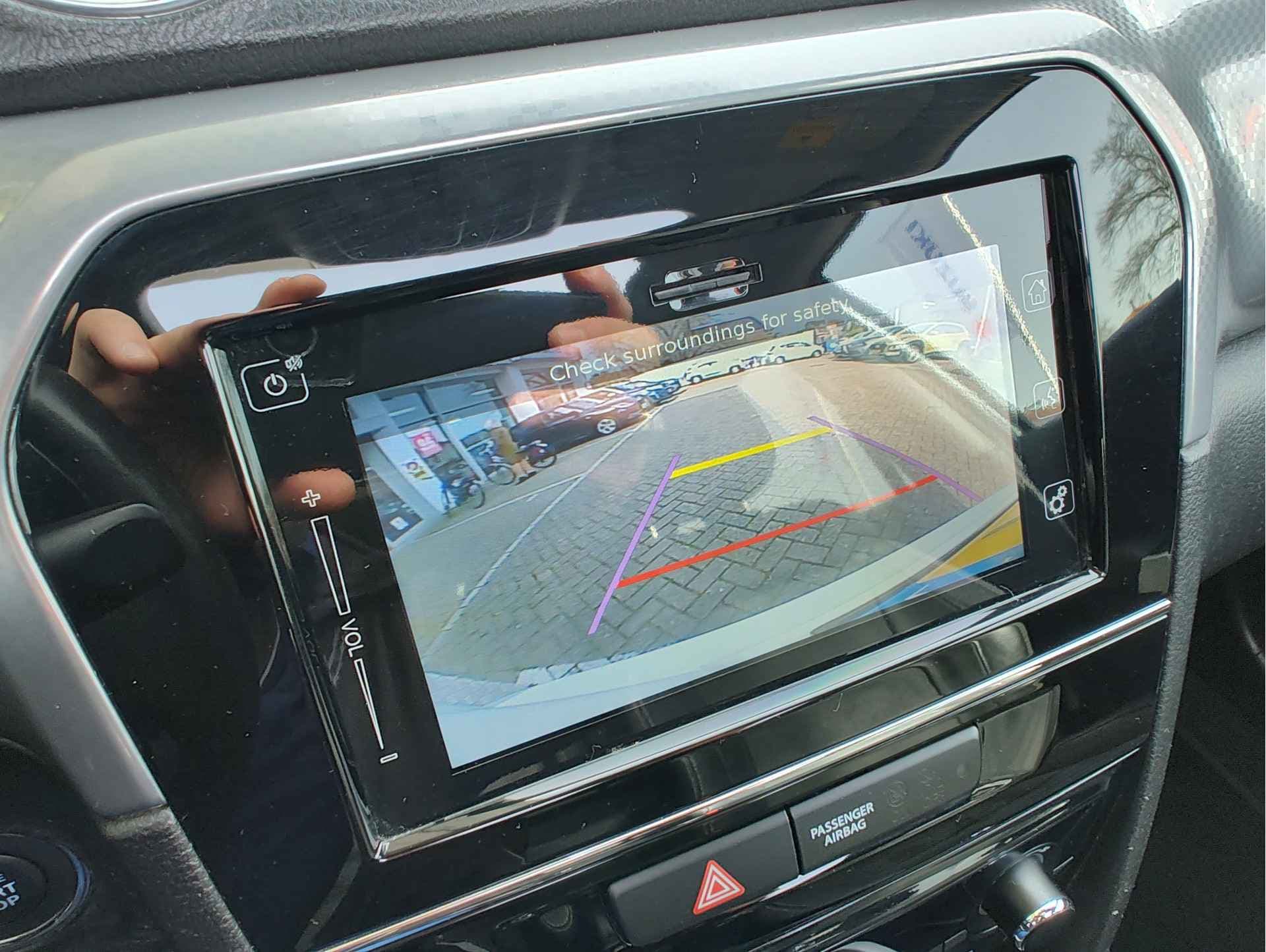 Suzuki Vitara 1.6 HIGH EXECUTIVE thumbnail 23