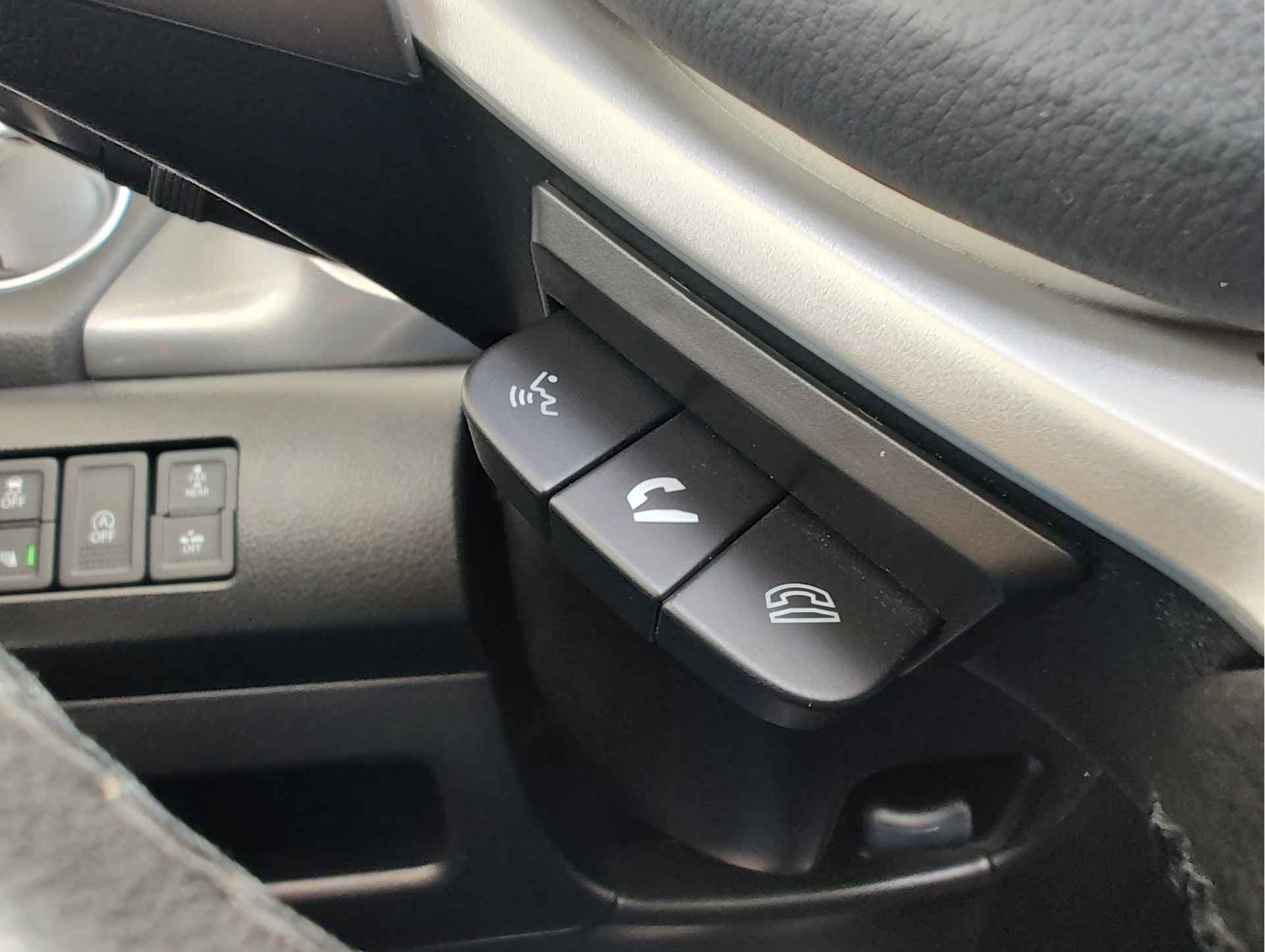 Suzuki Vitara 1.6 HIGH EXECUTIVE thumbnail 26