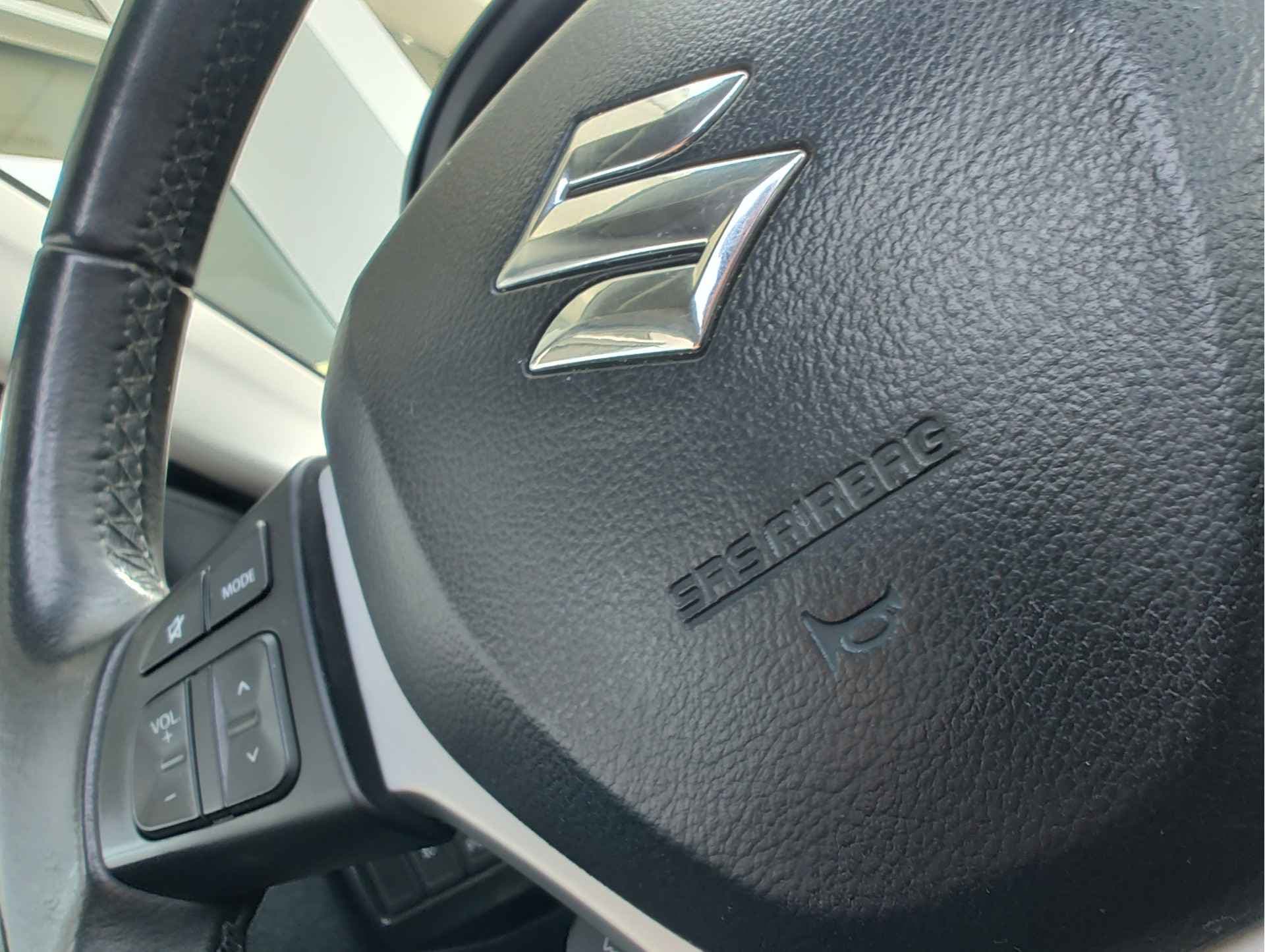 Suzuki Vitara 1.6 HIGH EXECUTIVE thumbnail 27