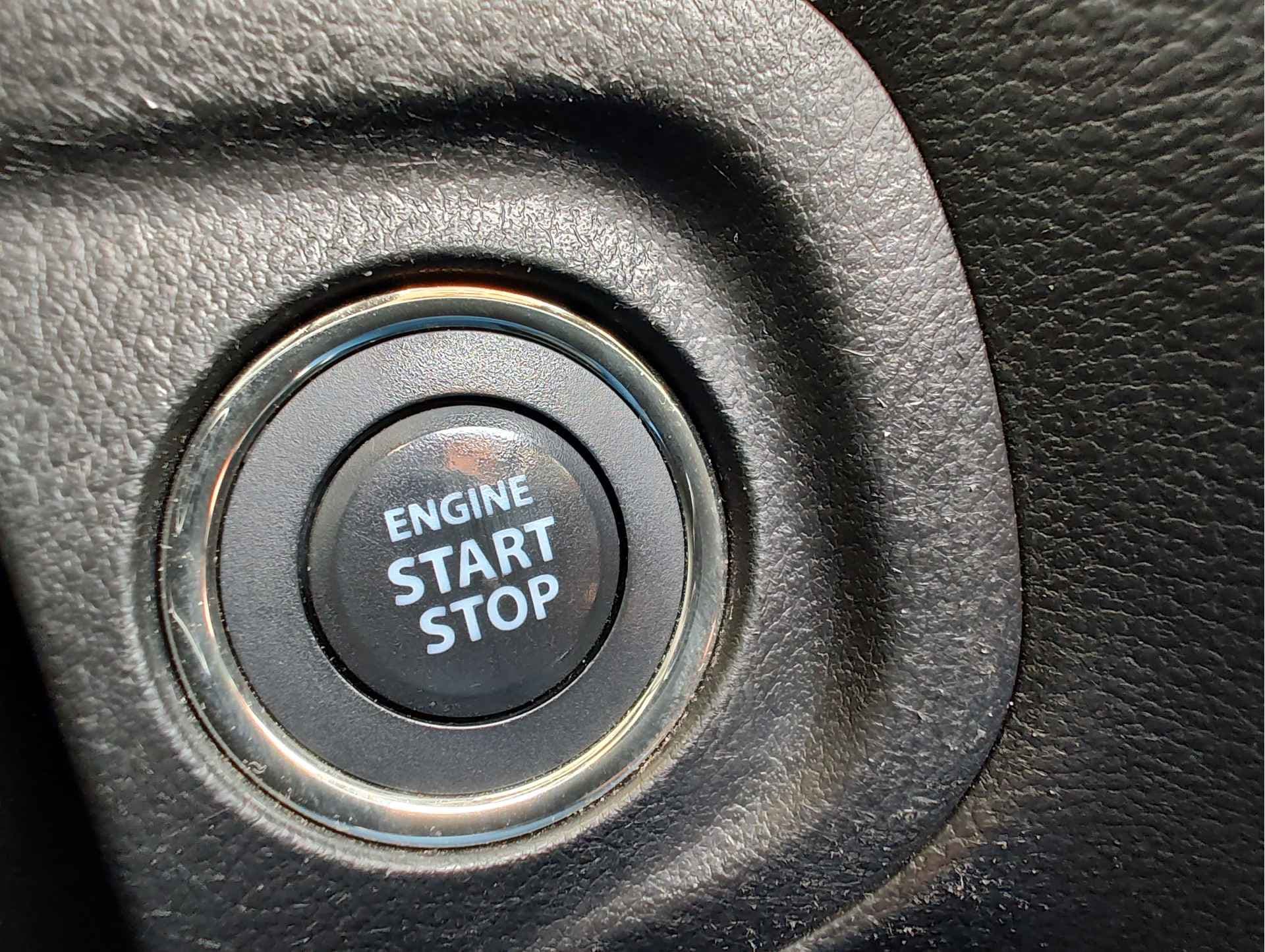 Suzuki Vitara 1.6 HIGH EXECUTIVE thumbnail 28