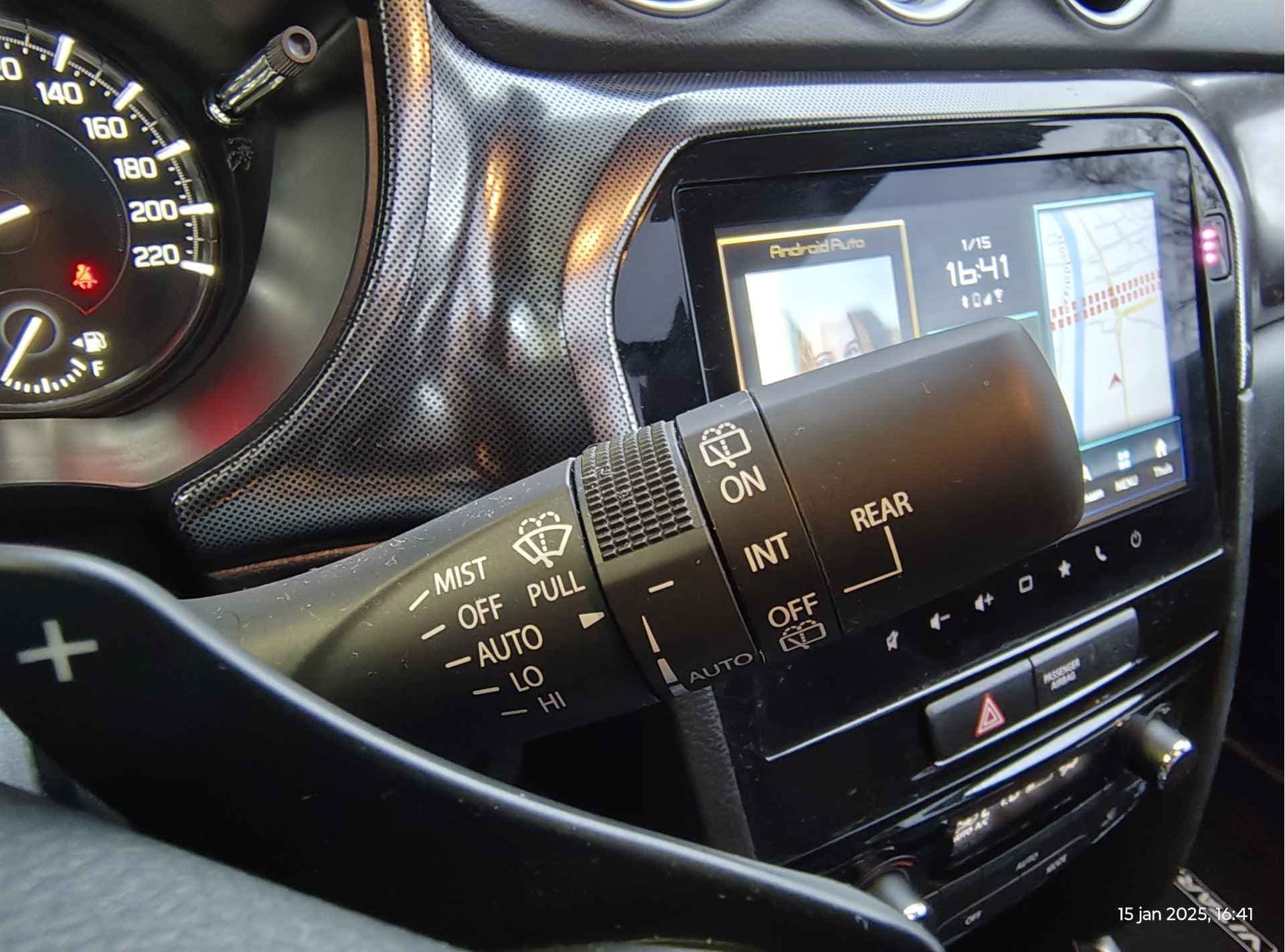 Suzuki Vitara 1.4 BOOSTERJET STYLE SMART HYBRID AUTOMAAT thumbnail 19