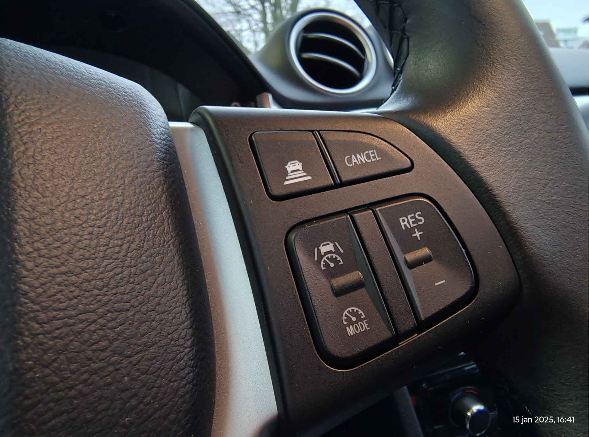 Suzuki Vitara 1.4 BOOSTERJET STYLE SMART HYBRID AUTOMAAT thumbnail 21