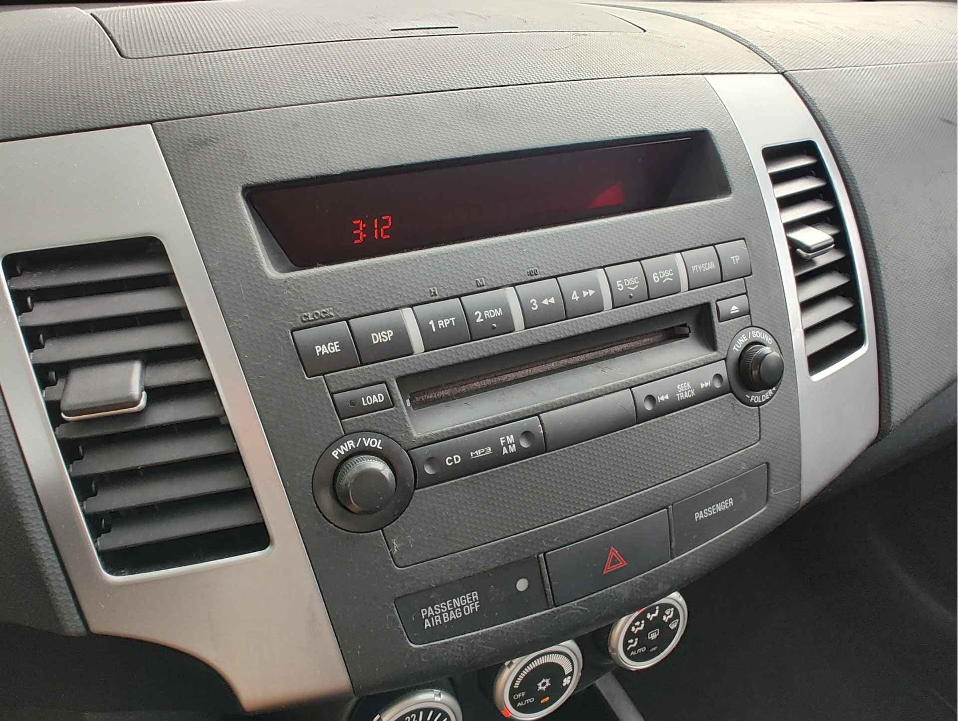 Mitsubishi Outlander 2.4 INTRO EDITION 2WD thumbnail 15