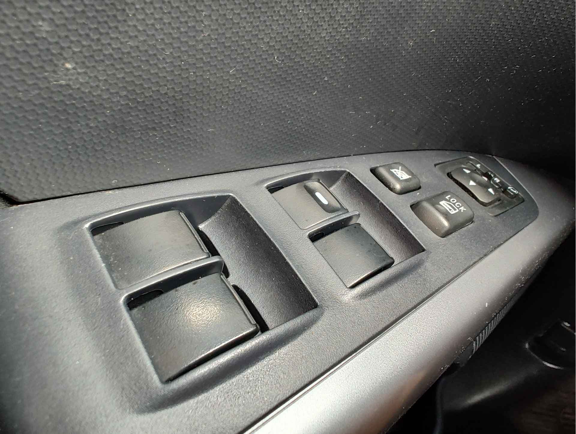 Mitsubishi Outlander 2.4 INTRO EDITION 2WD thumbnail 22