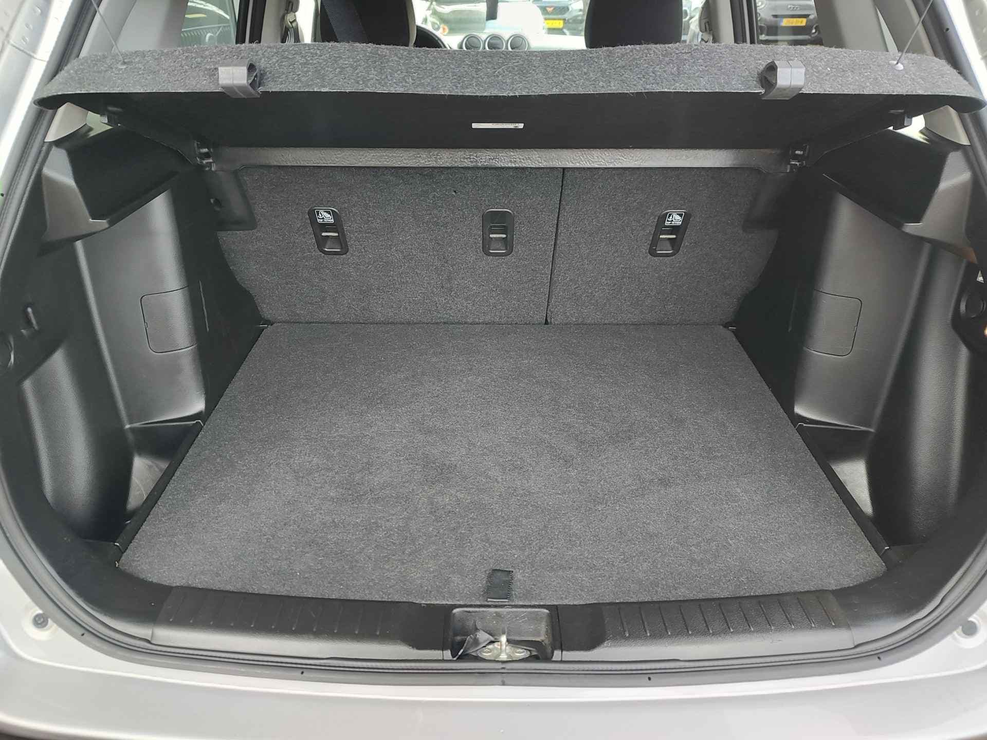 Suzuki Vitara 1.4 BOOSTERJET SELECT SMART HYBRID thumbnail 11