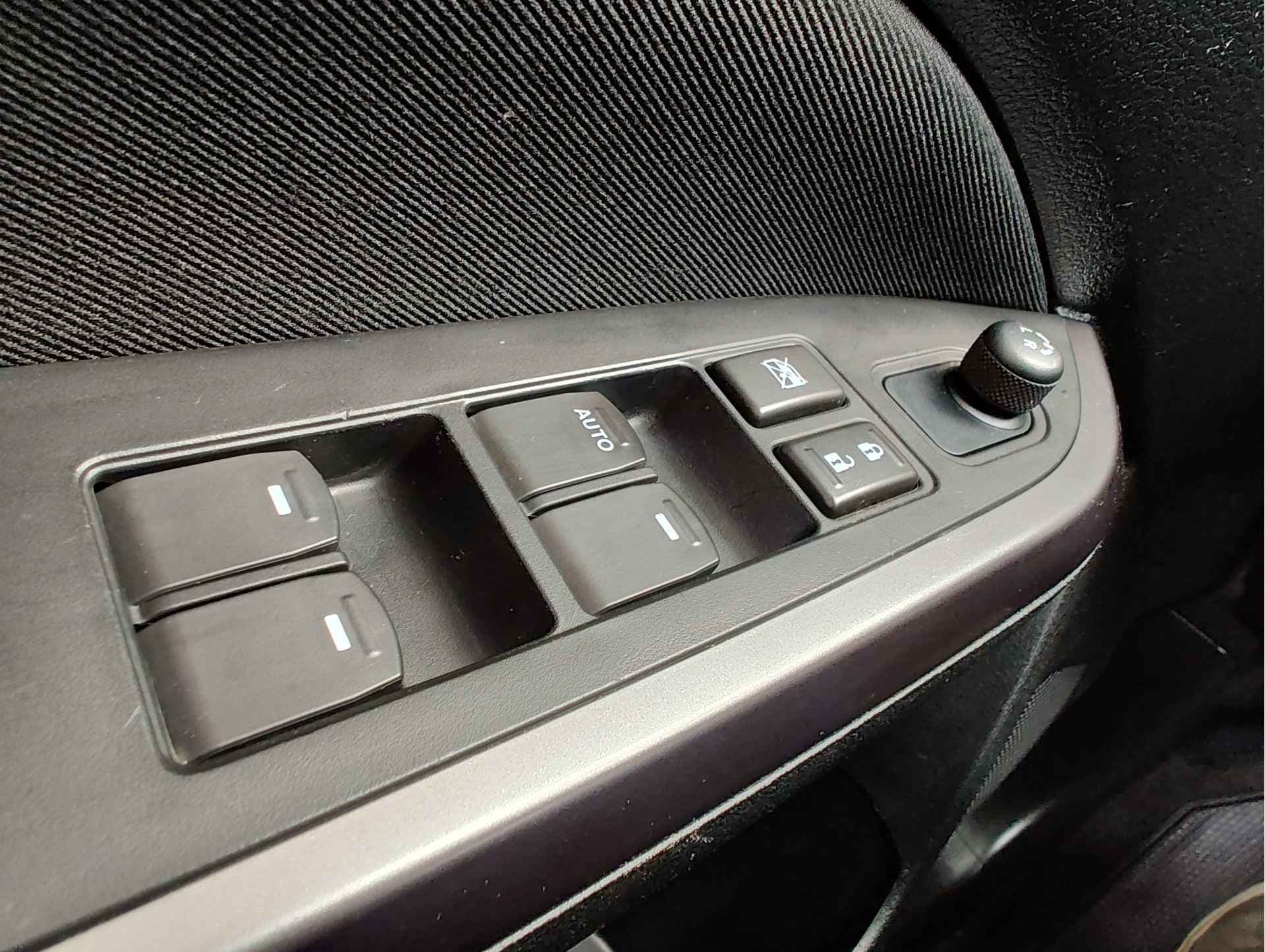 Suzuki Vitara 1.4 BOOSTERJET SELECT SMART HYBRID thumbnail 26