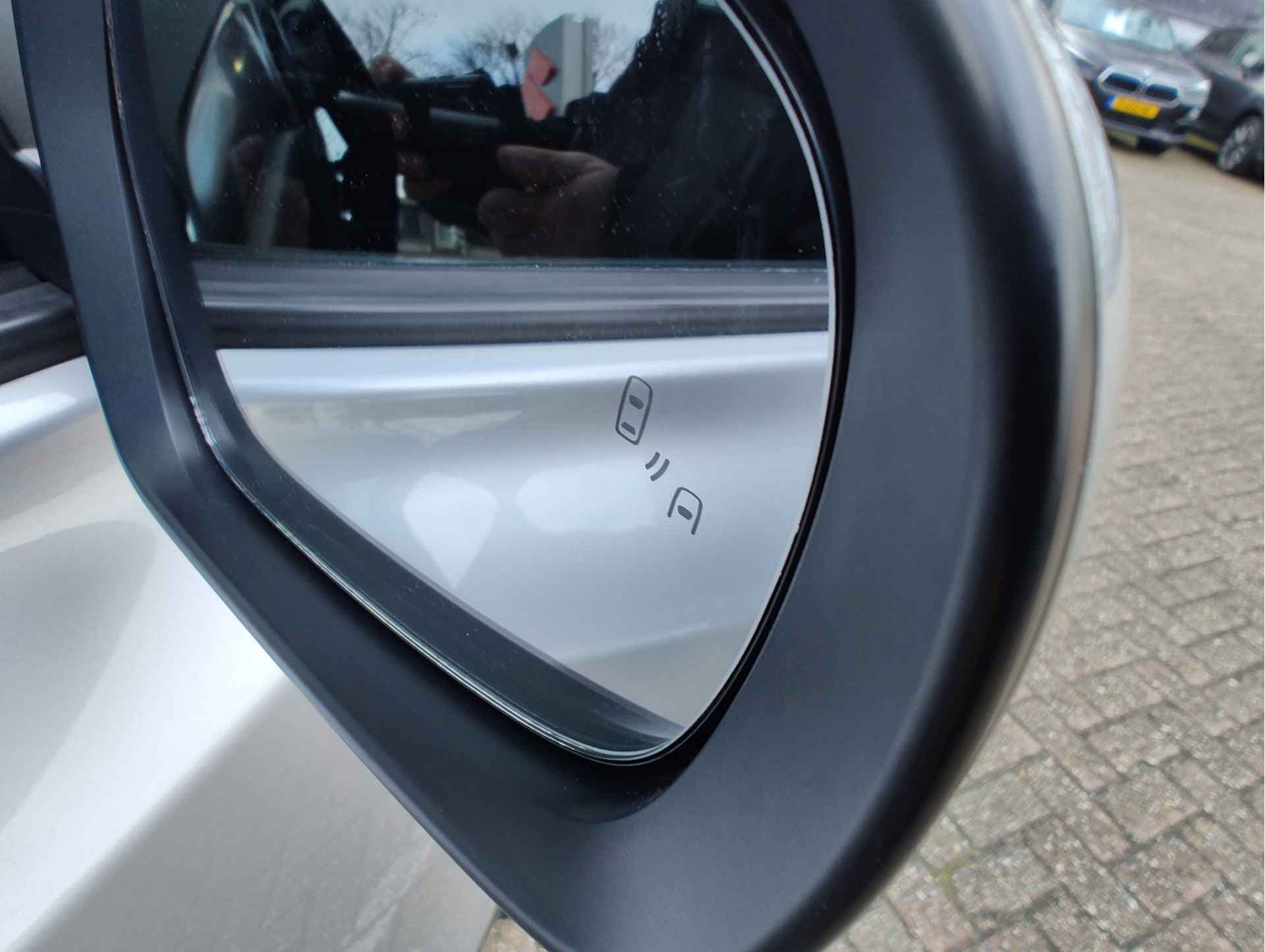 Suzuki Vitara 1.4 BOOSTERJET SELECT SMART HYBRID thumbnail 34