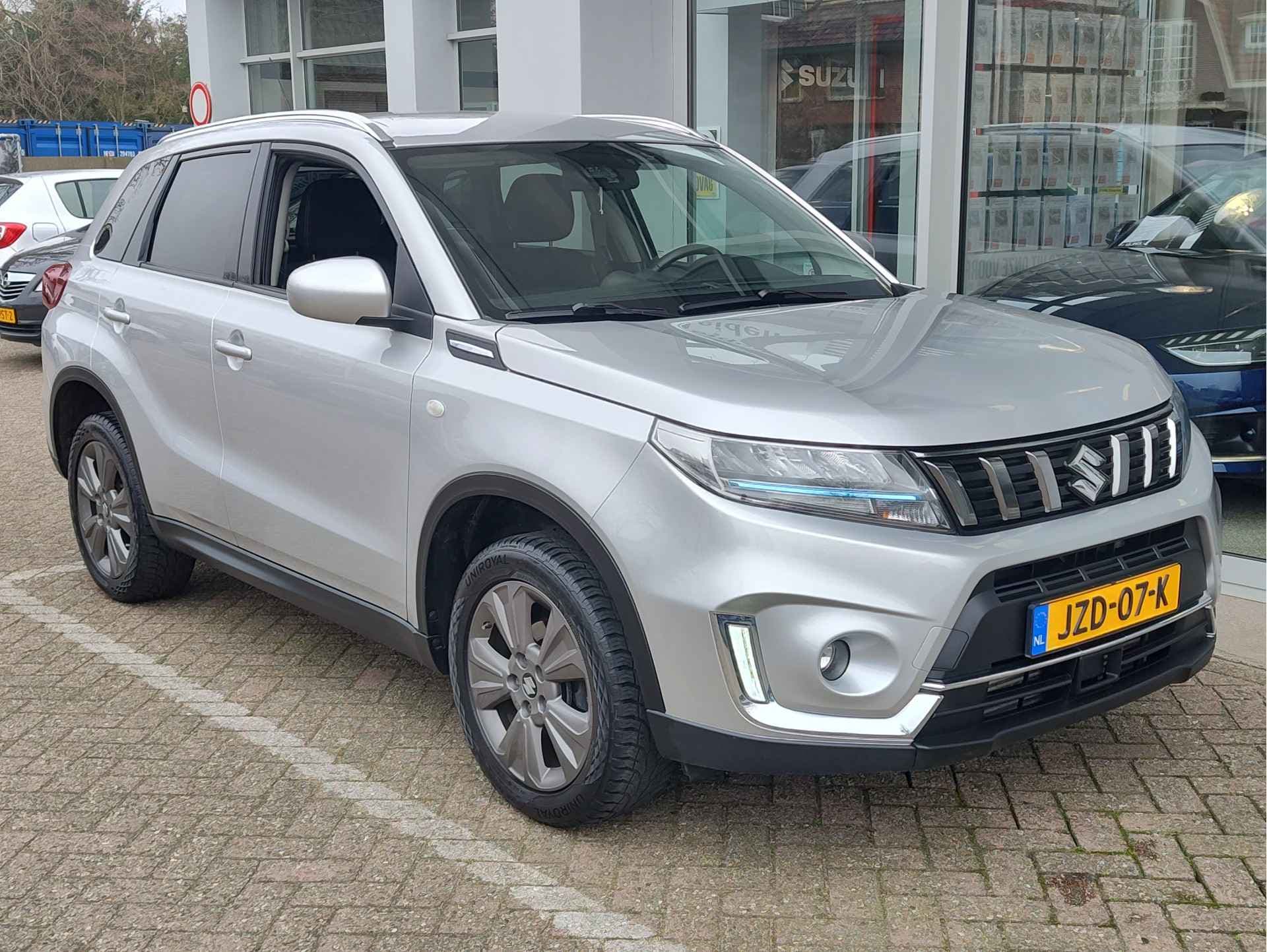 Suzuki Vitara 1.4 BOOSTERJET SELECT SMART HYBRID thumbnail 7