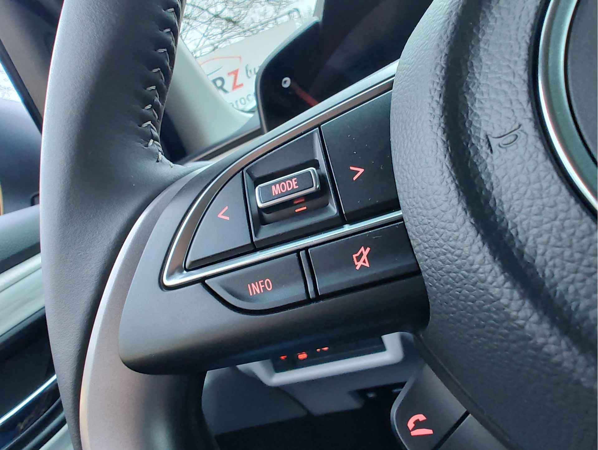 Suzuki Swift 1.2 SELECT SMART HYBRID AUTOMAAT thumbnail 19