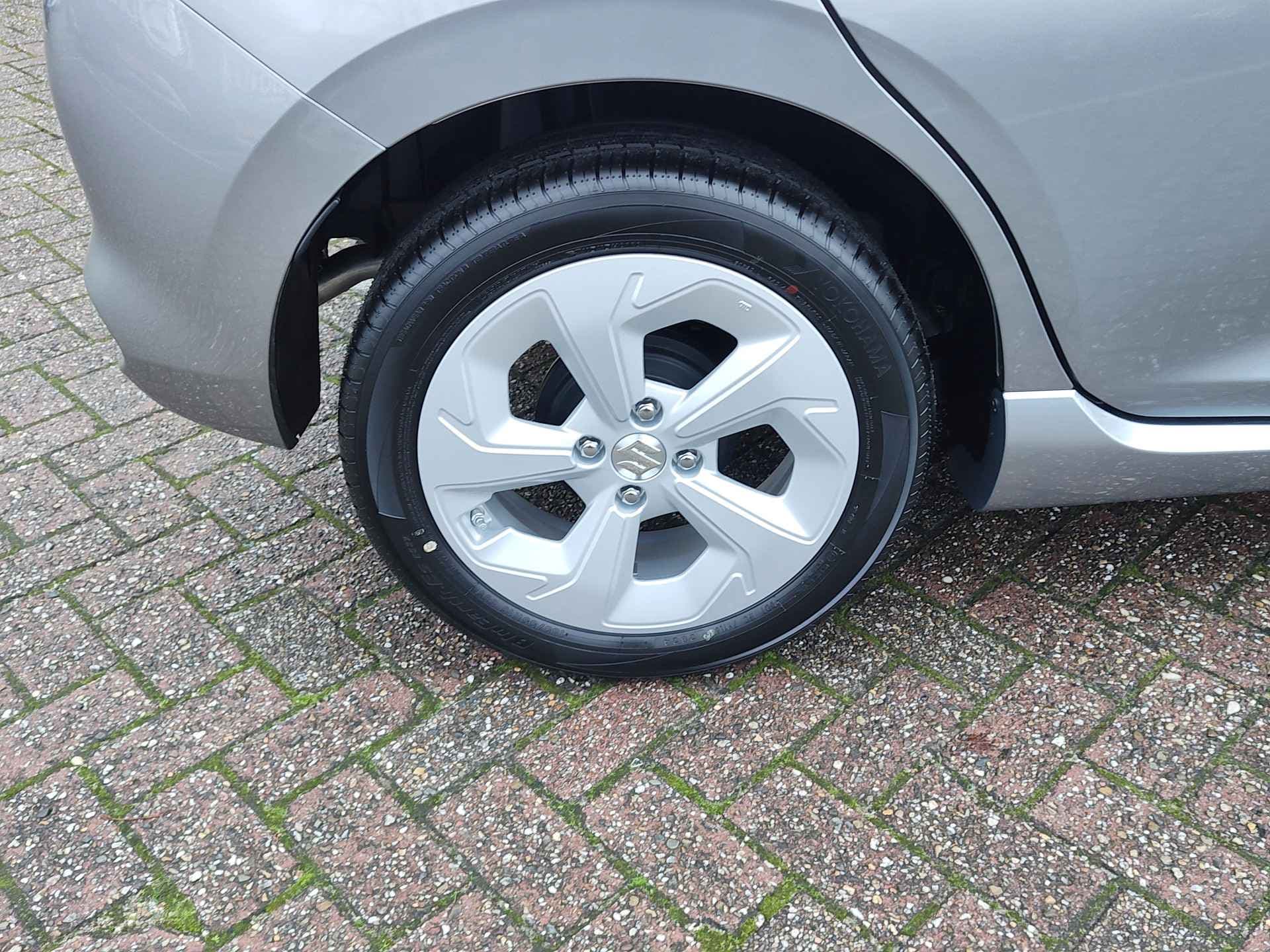 Suzuki Swift 1.2 SELECT SMART HYBRID AUTOMAAT thumbnail 31