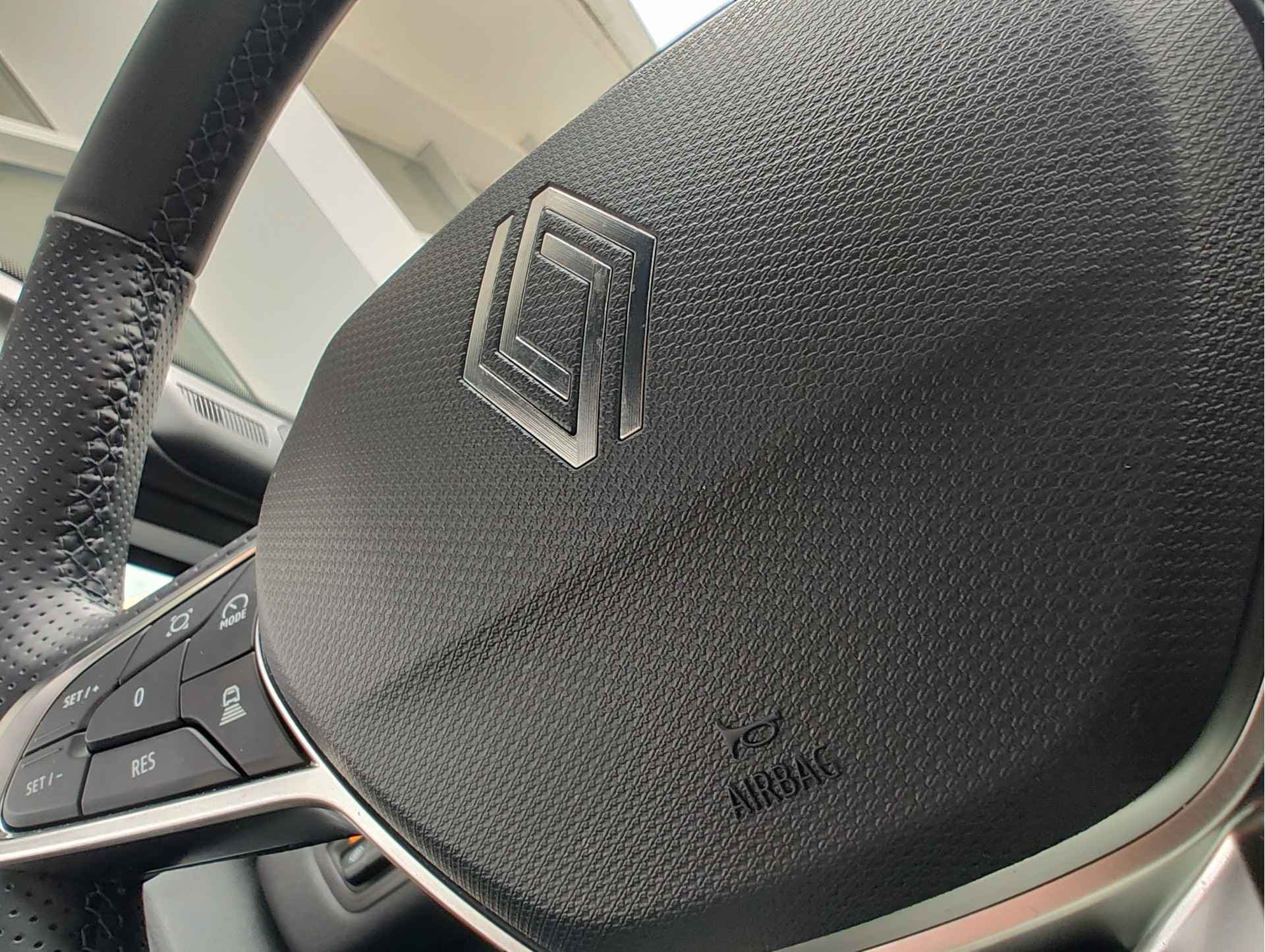 Renault Symbioz 1.6 E-TECH FULL HYBRID 145 TECHNO AUT. thumbnail 25