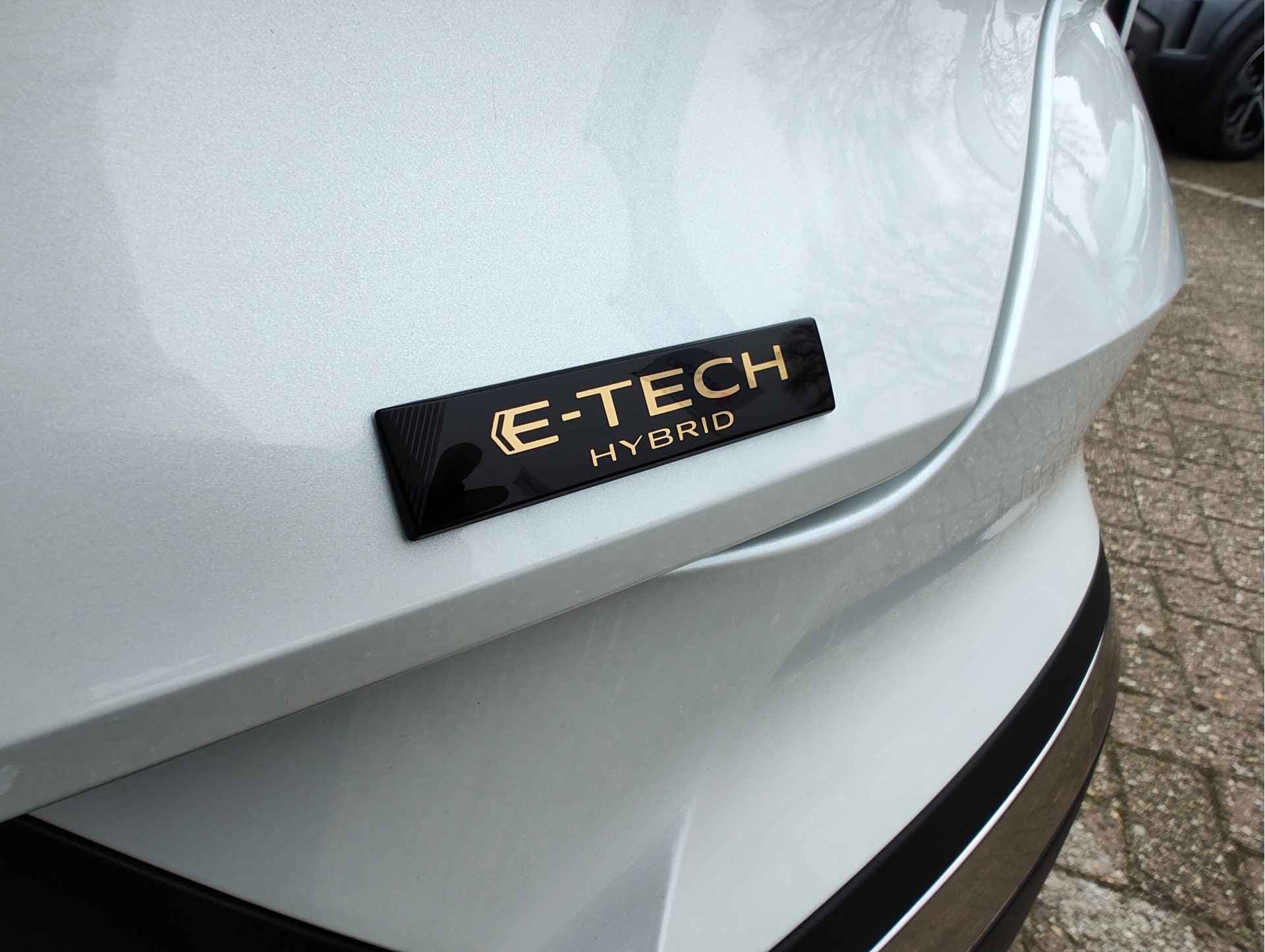 Renault Symbioz 1.6 E-TECH FULL HYBRID 145 TECHNO AUT. thumbnail 32