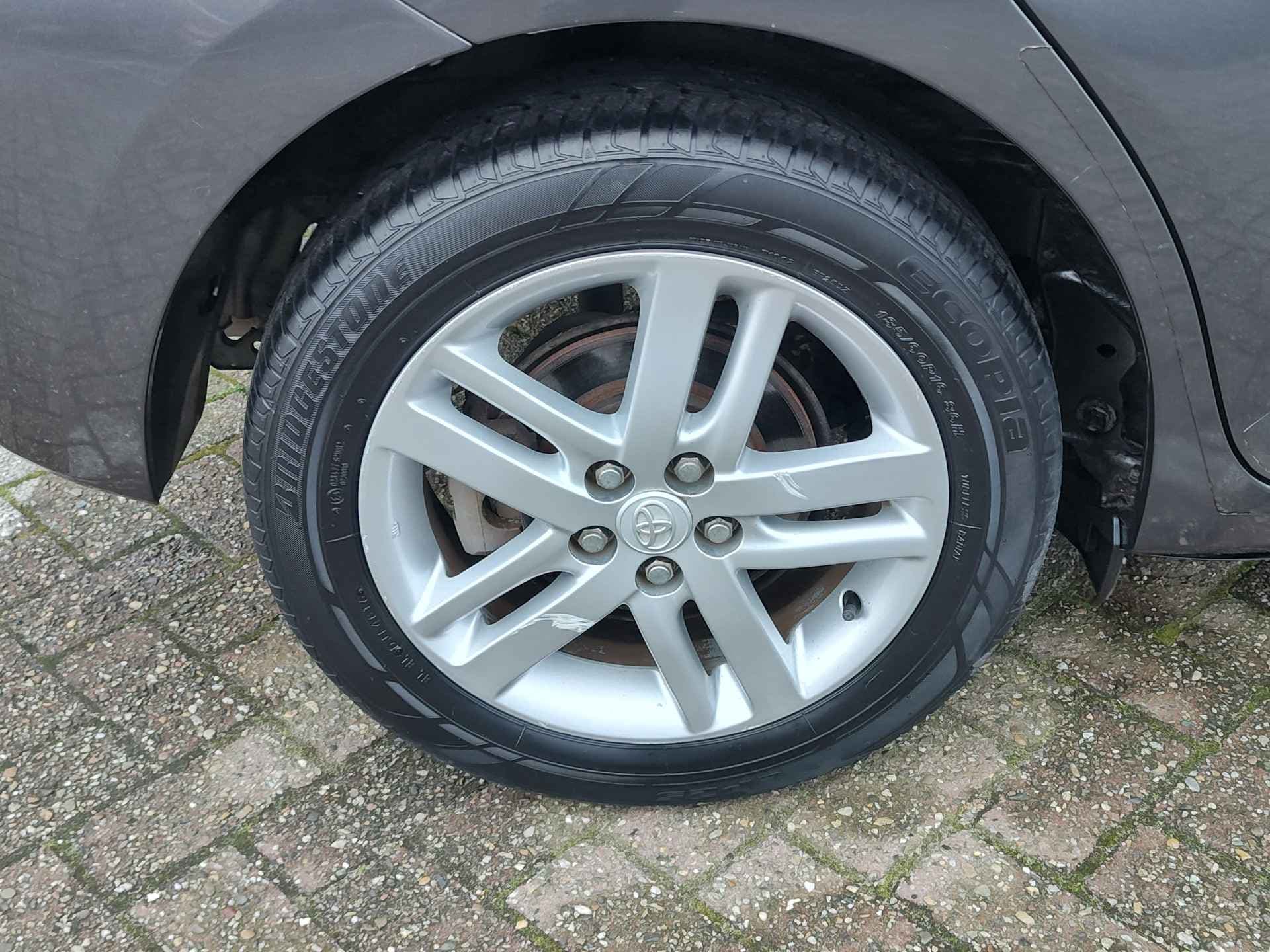 Toyota Verso-S 1.3 VVT-i ASPIRATION thumbnail 29