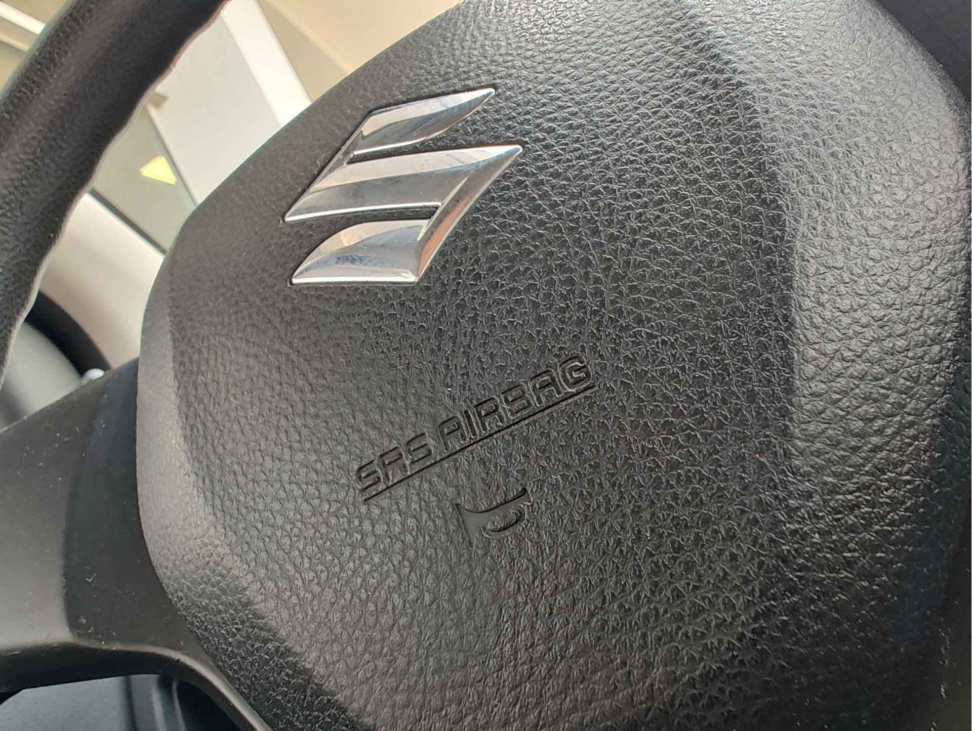 Suzuki Celerio 1.0 COMFORT thumbnail 19