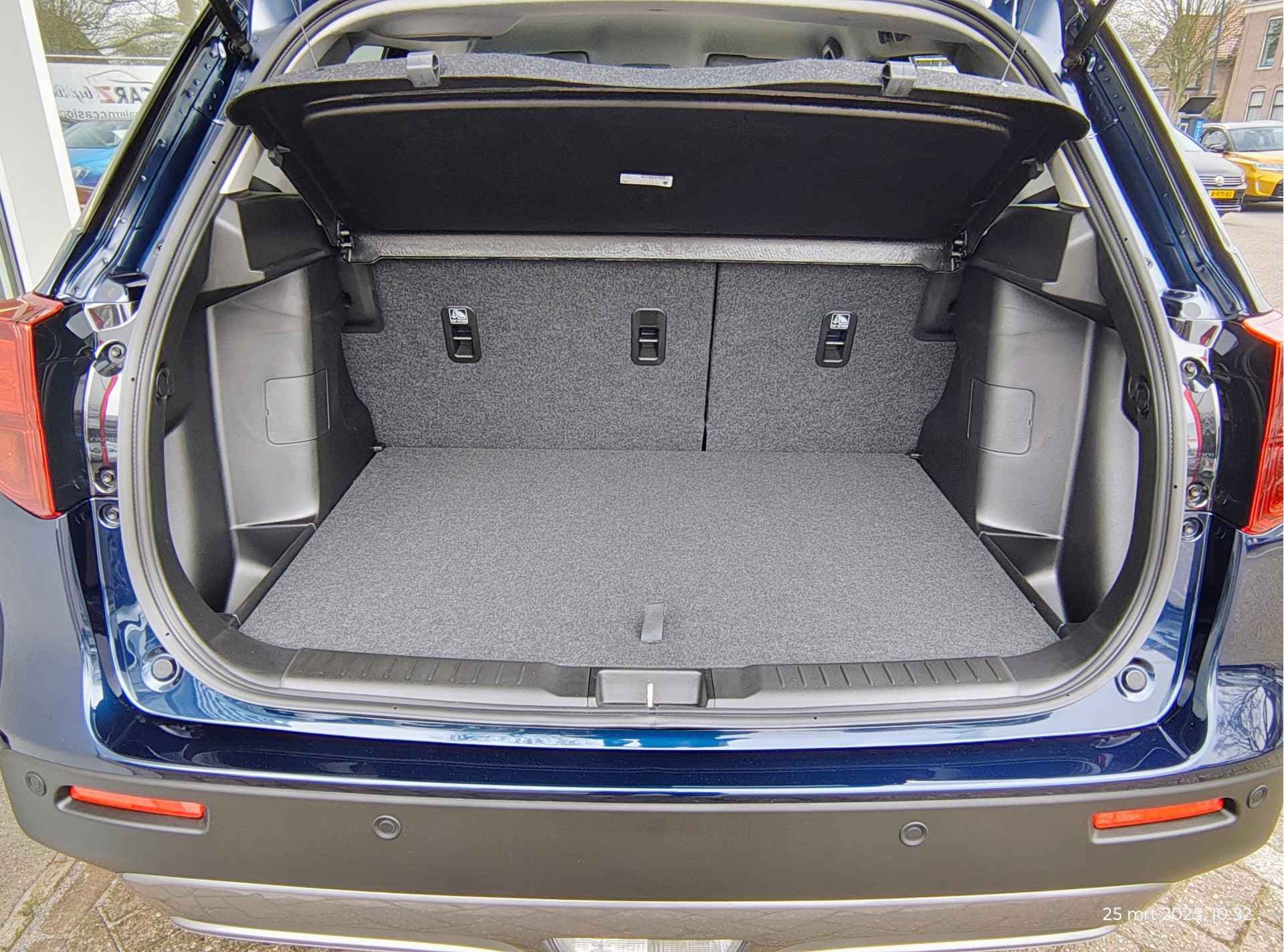 Suzuki Vitara 1.4 BOOSTERJET STYLE HYBRID AUTOM. thumbnail 10