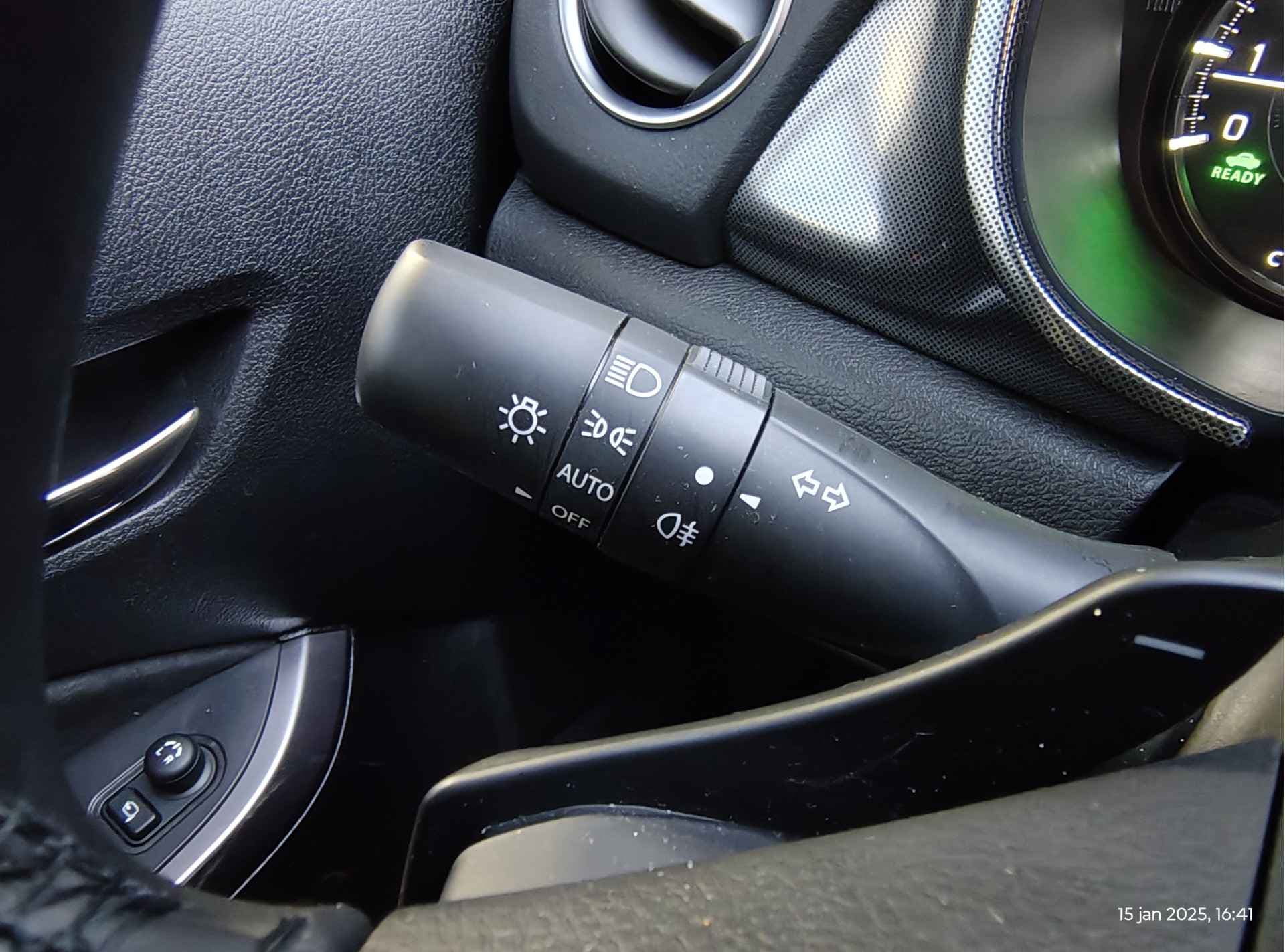 Suzuki Vitara 1.4 BOOSTERJET STYLE HYBRID AUTOM. thumbnail 18