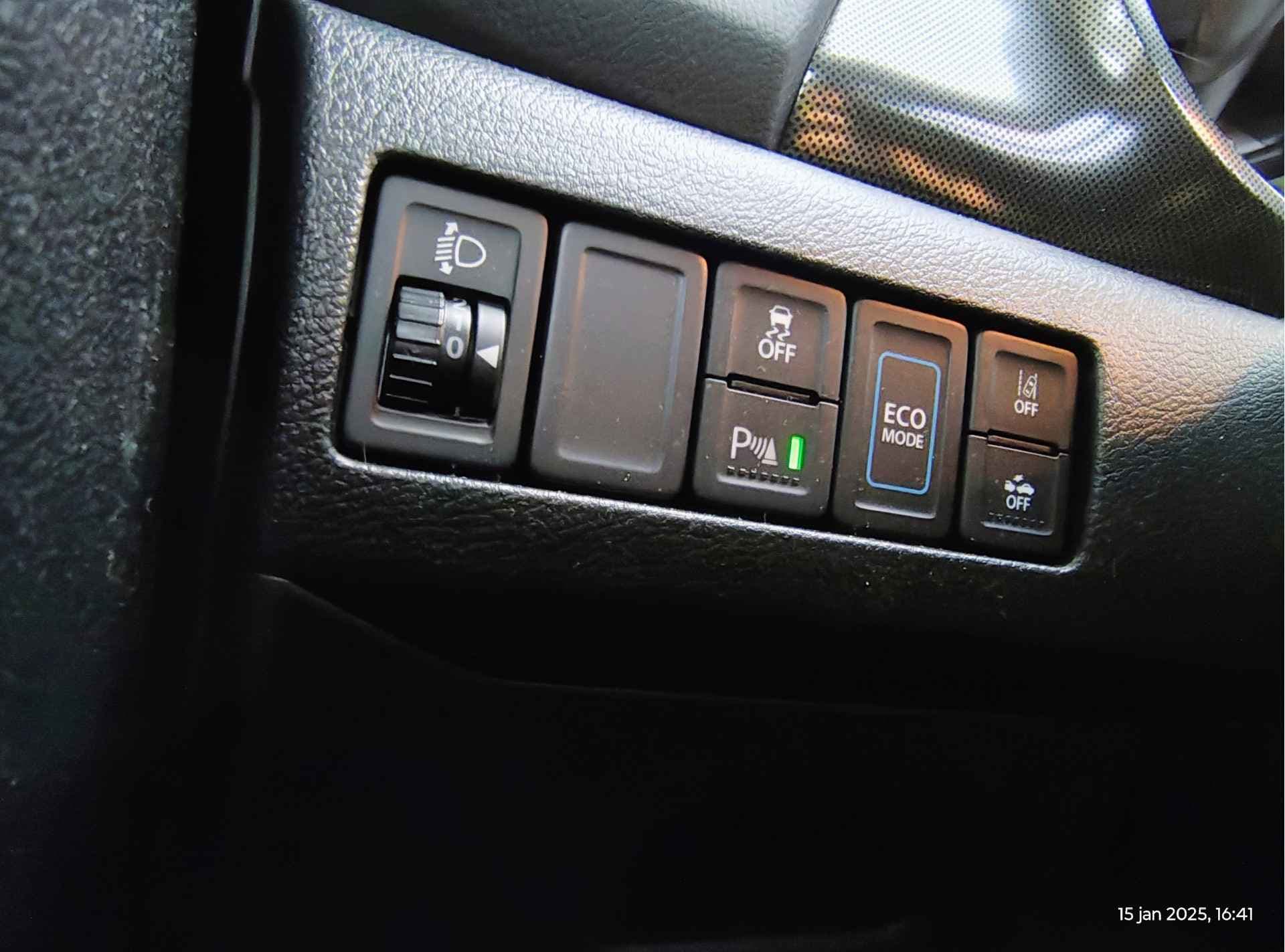 Suzuki Vitara 1.4 BOOSTERJET STYLE HYBRID AUTOM. thumbnail 24