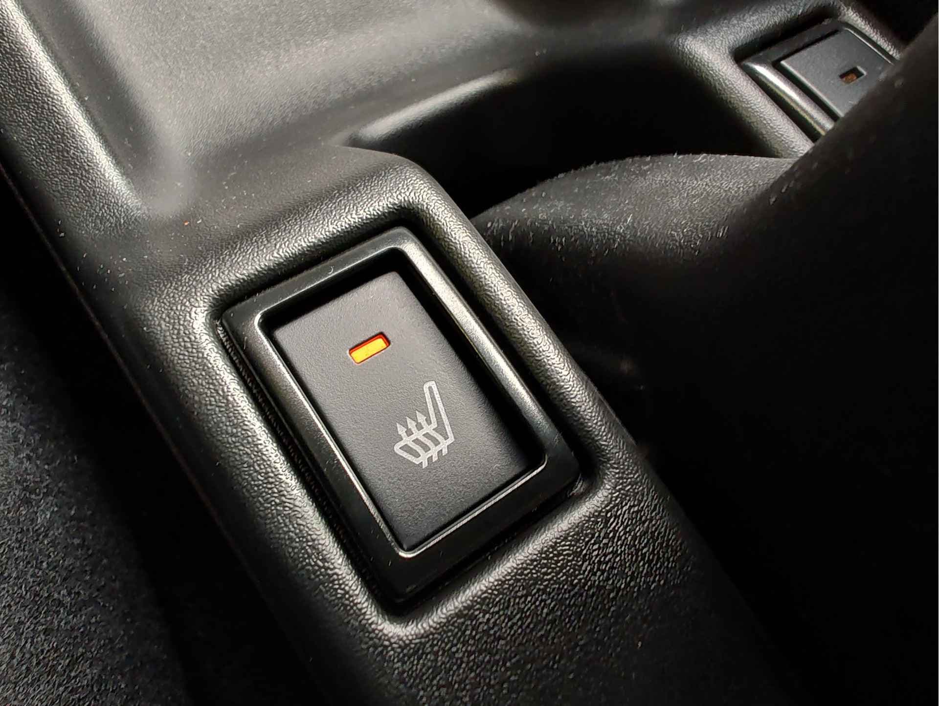 Suzuki Swift 1.2 SELECT SMART HYBRID thumbnail 17