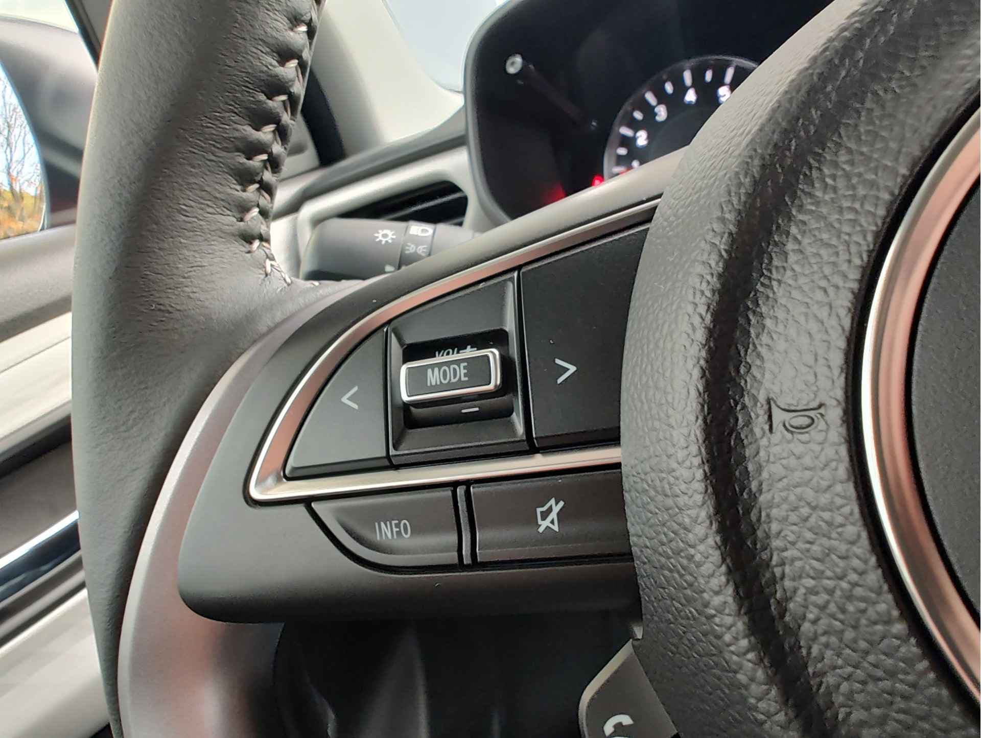 Suzuki Swift 1.2 SELECT SMART HYBRID thumbnail 20