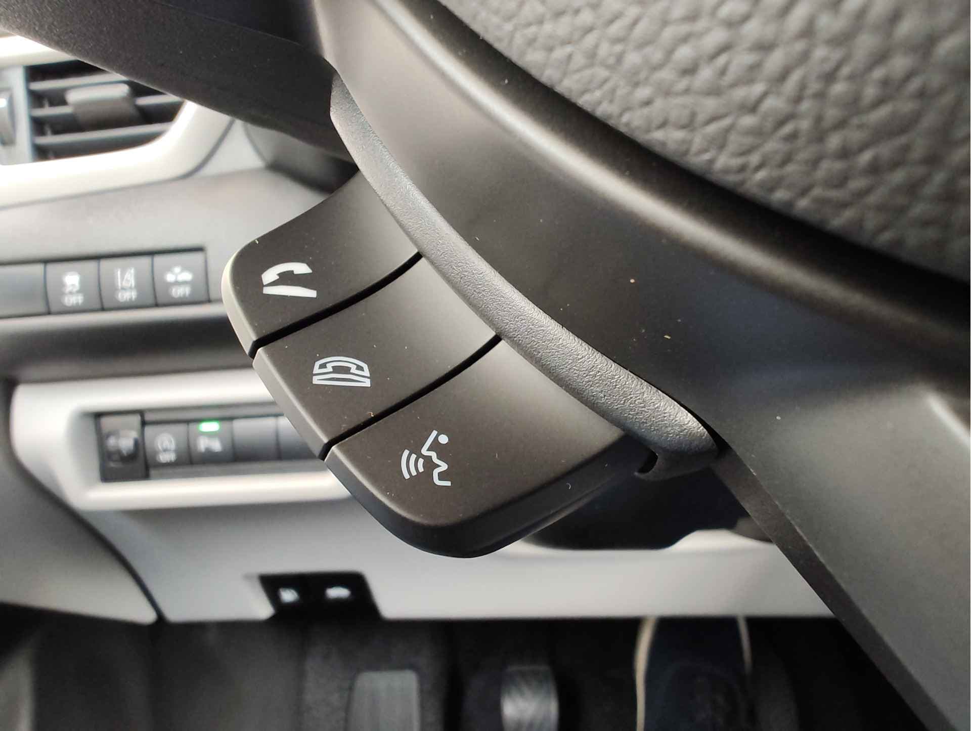 Suzuki Swift 1.2 SELECT SMART HYBRID thumbnail 22