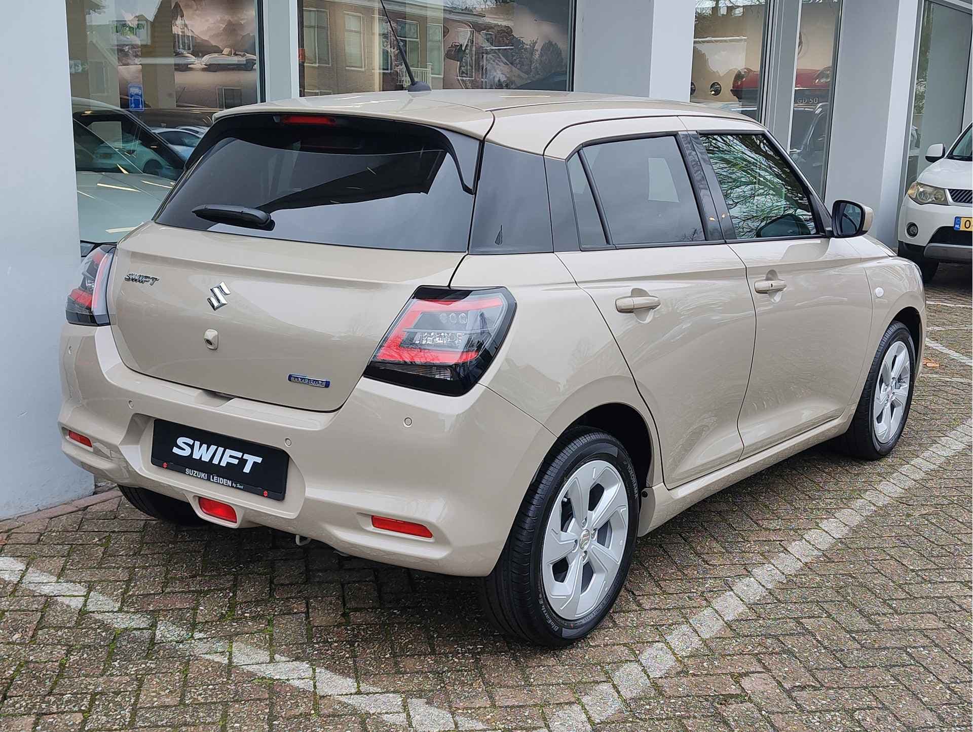 Suzuki Swift 1.2 SELECT SMART HYBRID thumbnail 5