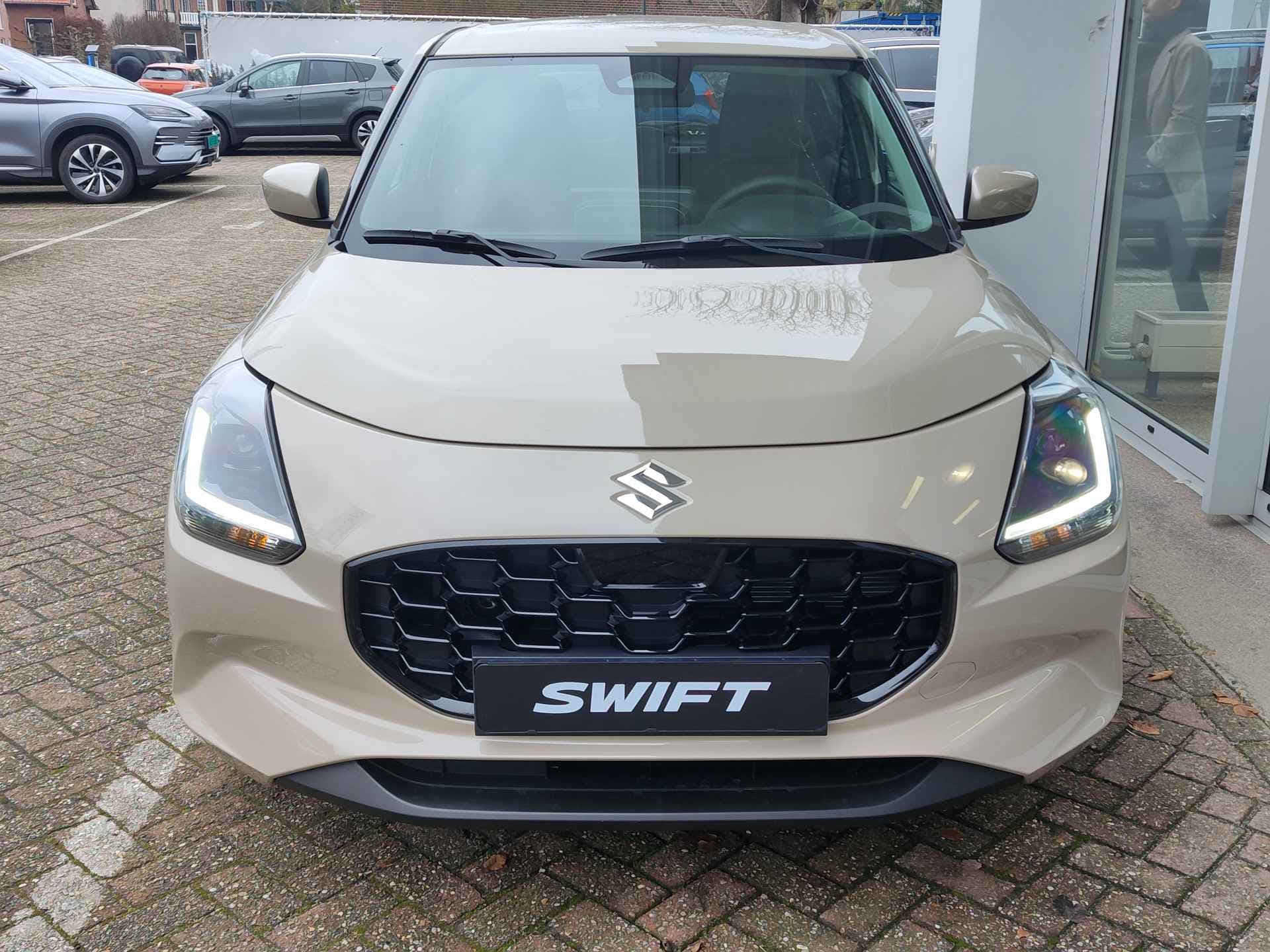 Suzuki Swift 1.2 SELECT SMART HYBRID thumbnail 8