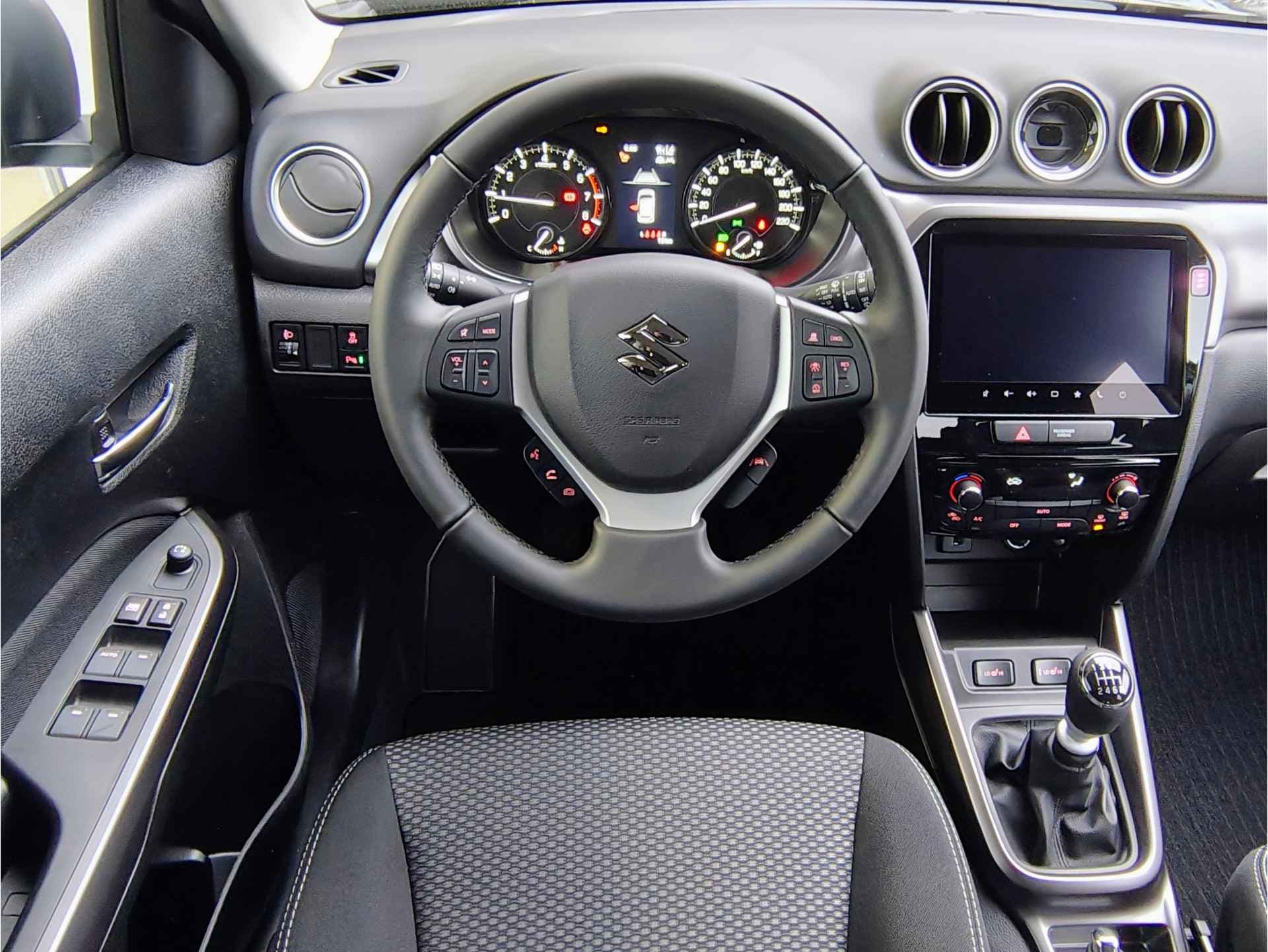 Suzuki Vitara 1.4 BOOSTERJET SELECT SMART HYBRID thumbnail 10