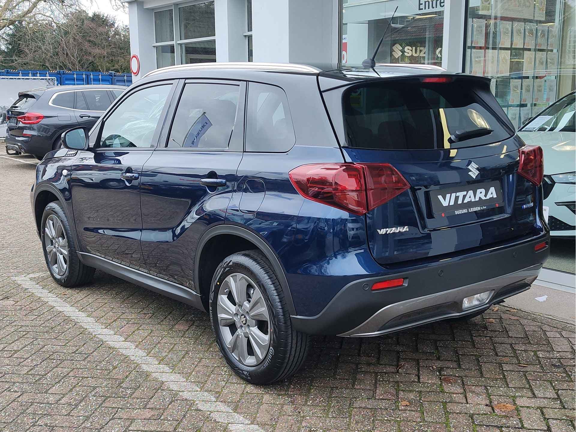 Suzuki Vitara 1.4 BOOSTERJET SELECT SMART HYBRID thumbnail 3