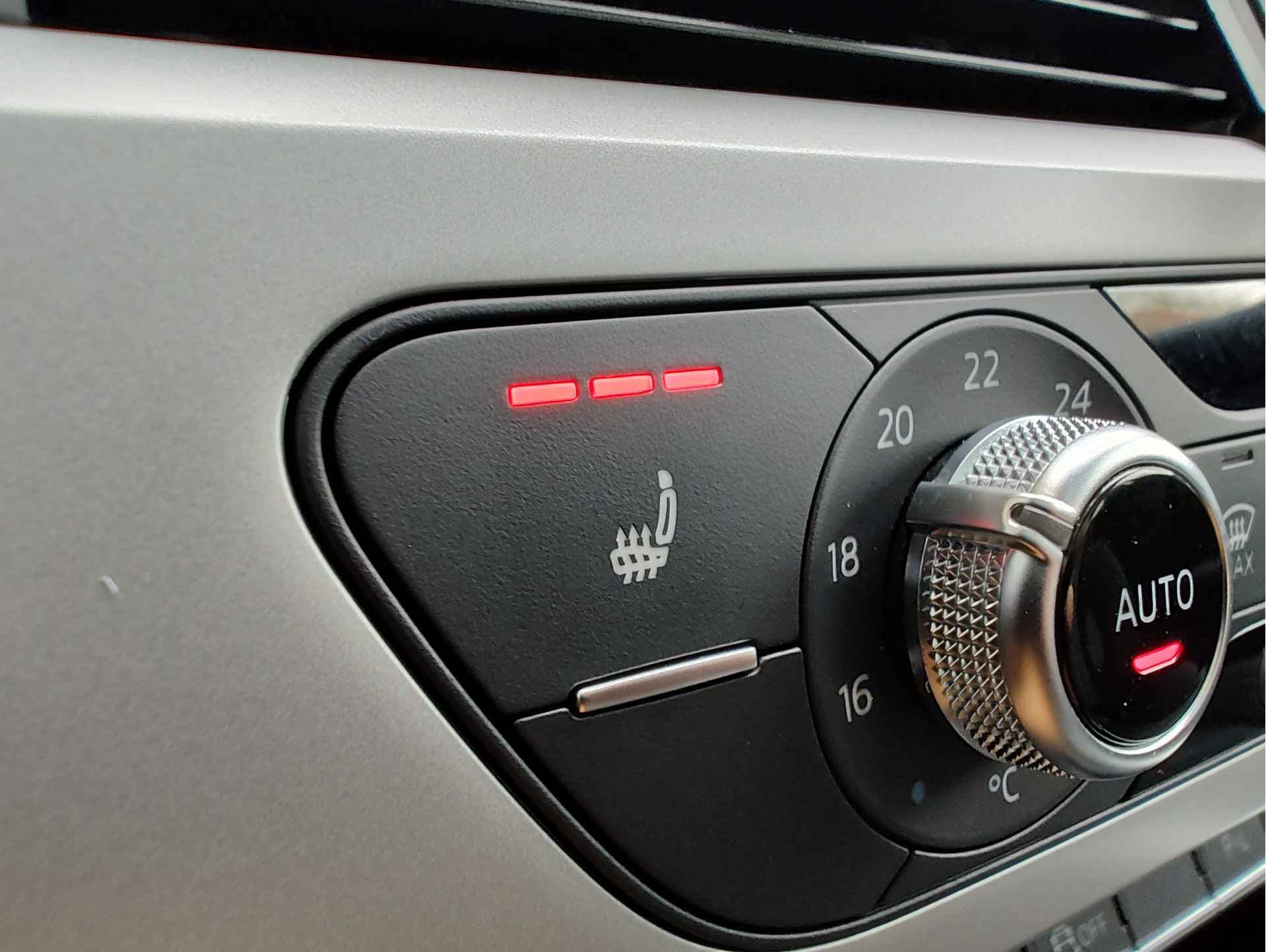 Audi A4 Avant 35 TFSI ADVANCED EDITION AUT. thumbnail 19