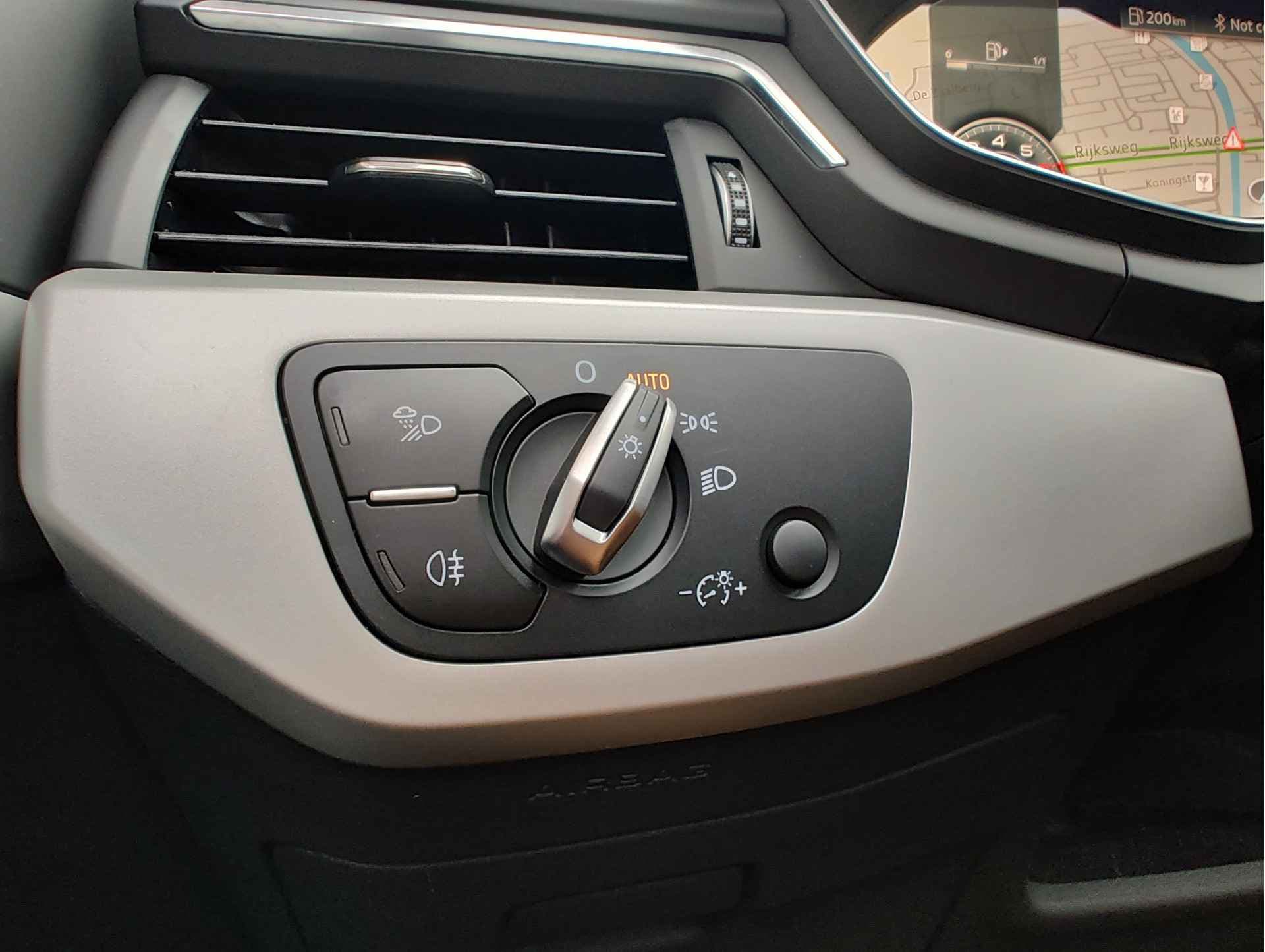 Audi A4 Avant 35 TFSI ADVANCED EDITION AUT. thumbnail 28