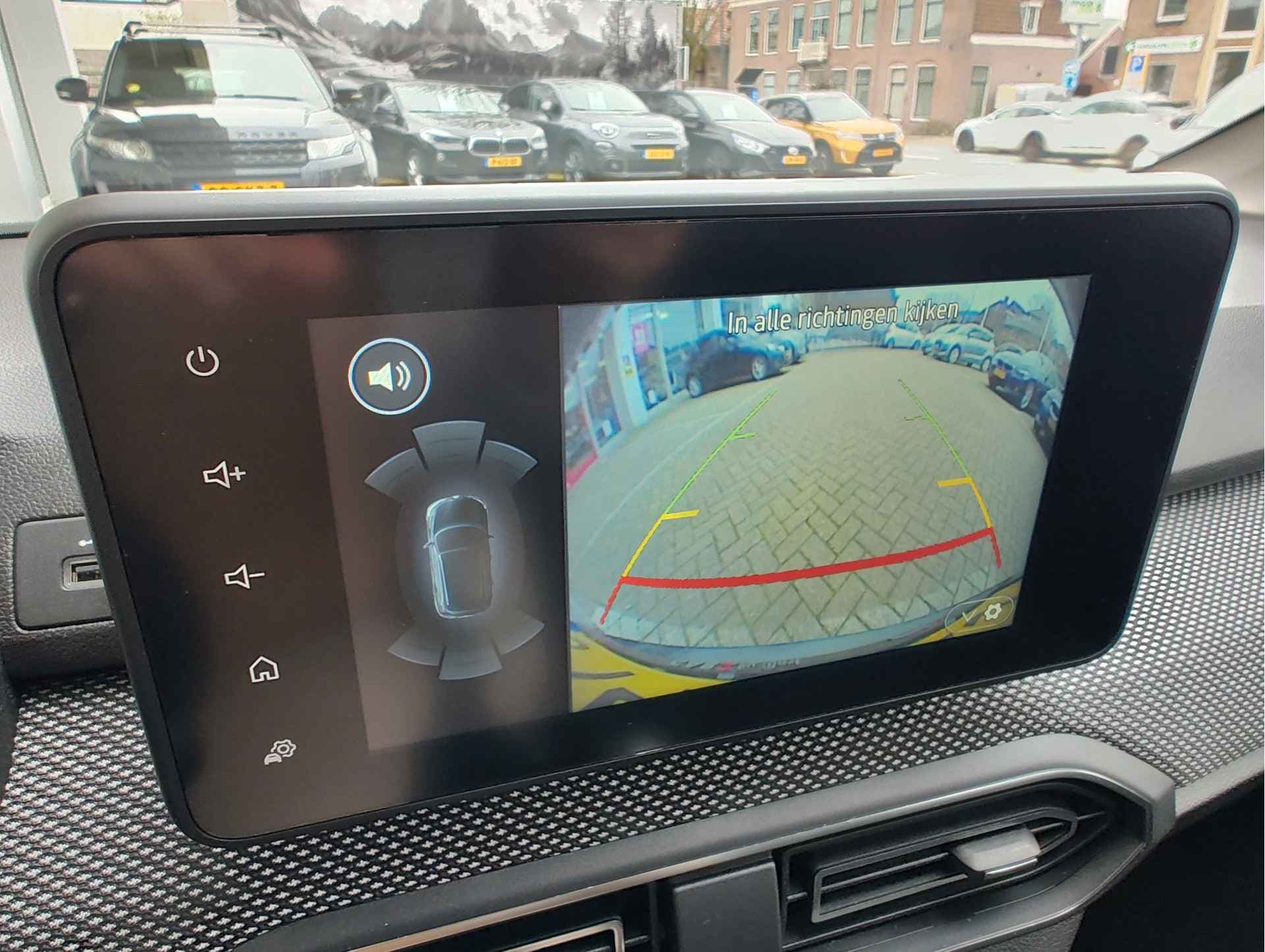 Dacia Sandero 1.0 TCe 90 COMFORT thumbnail 26