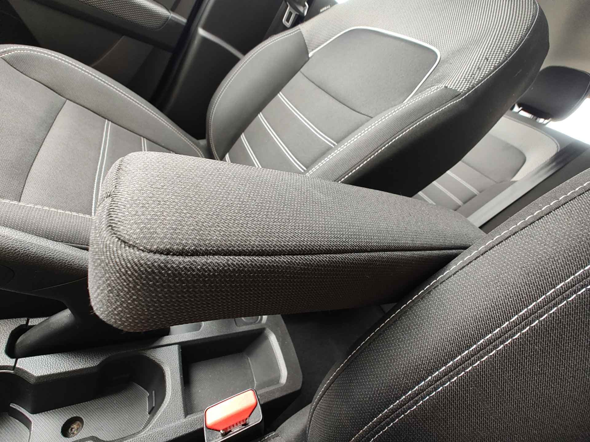 Dacia Sandero 1.0 TCe 90 COMFORT thumbnail 28