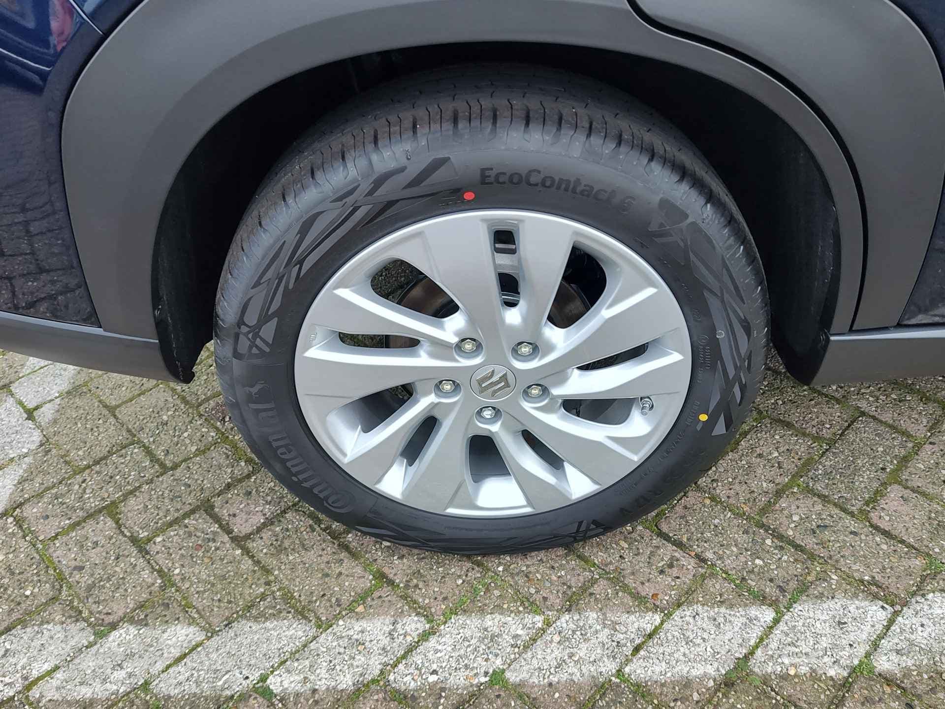 Suzuki S-Cross 1.4 BOOSTERJET SELECT SMART HYBRID thumbnail 30