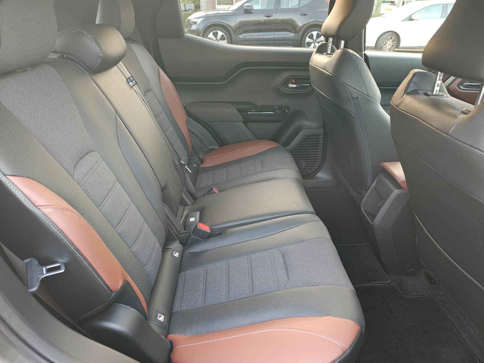 Suzuki E Vitara STYLE 61 kWh thumbnail 10