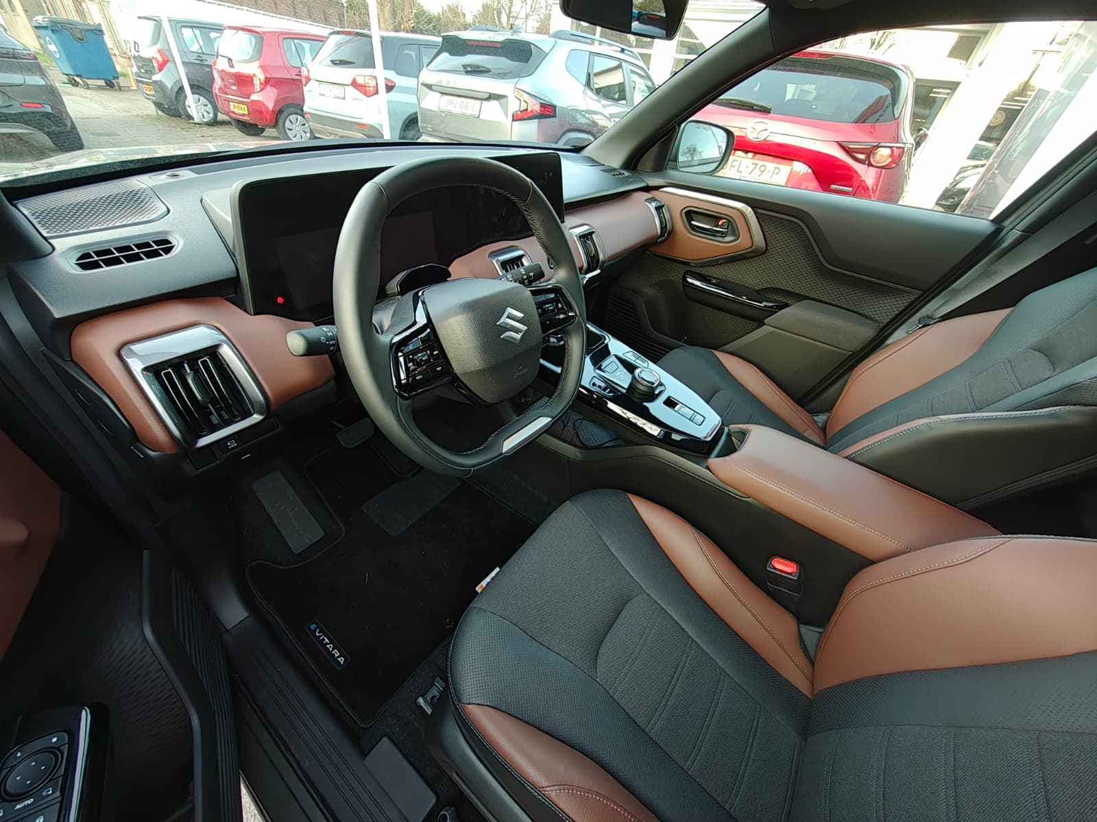 Suzuki E Vitara STYLE 61 kWh thumbnail 12