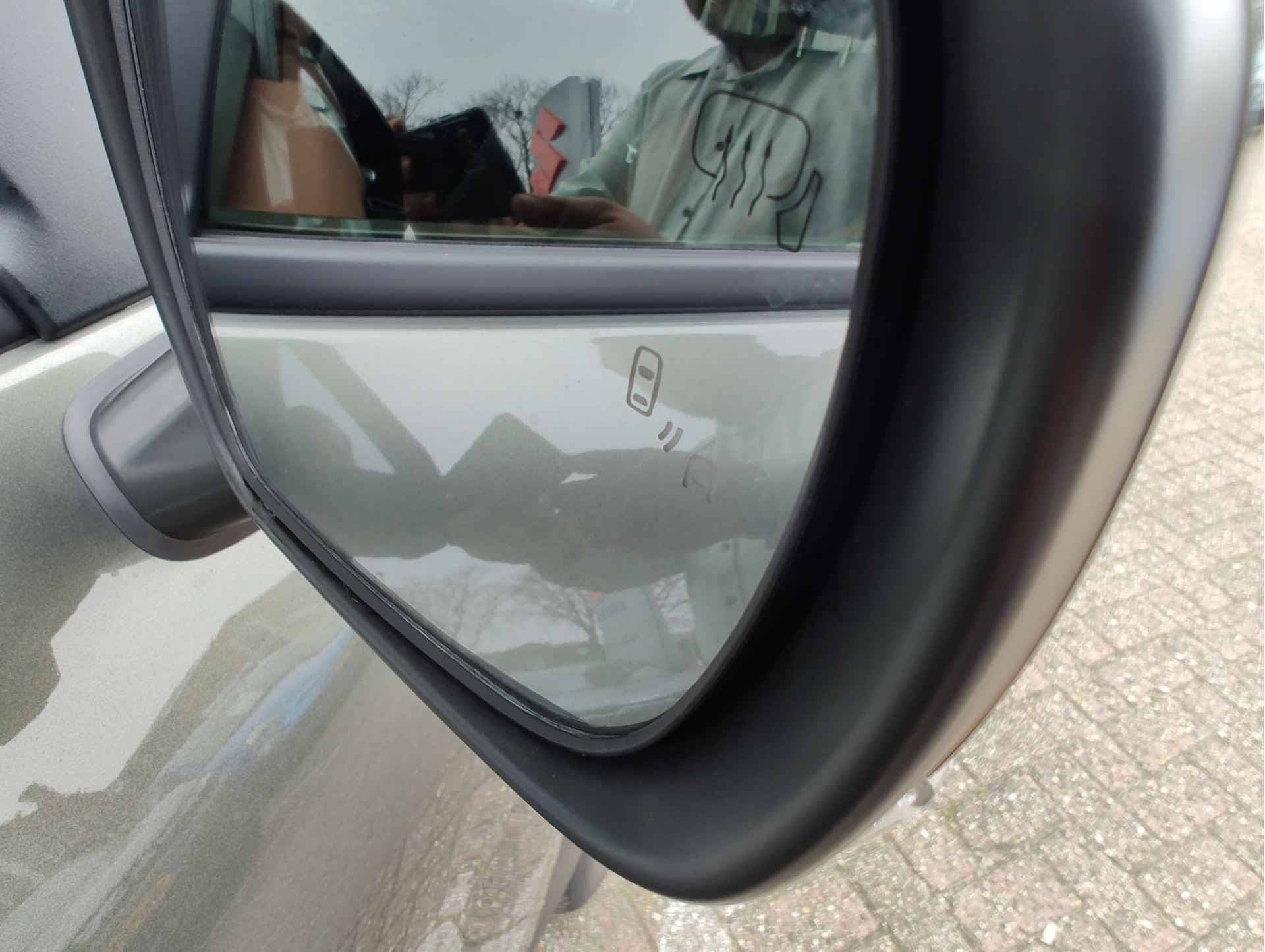 Suzuki E Vitara STYLE 61 kWh thumbnail 29