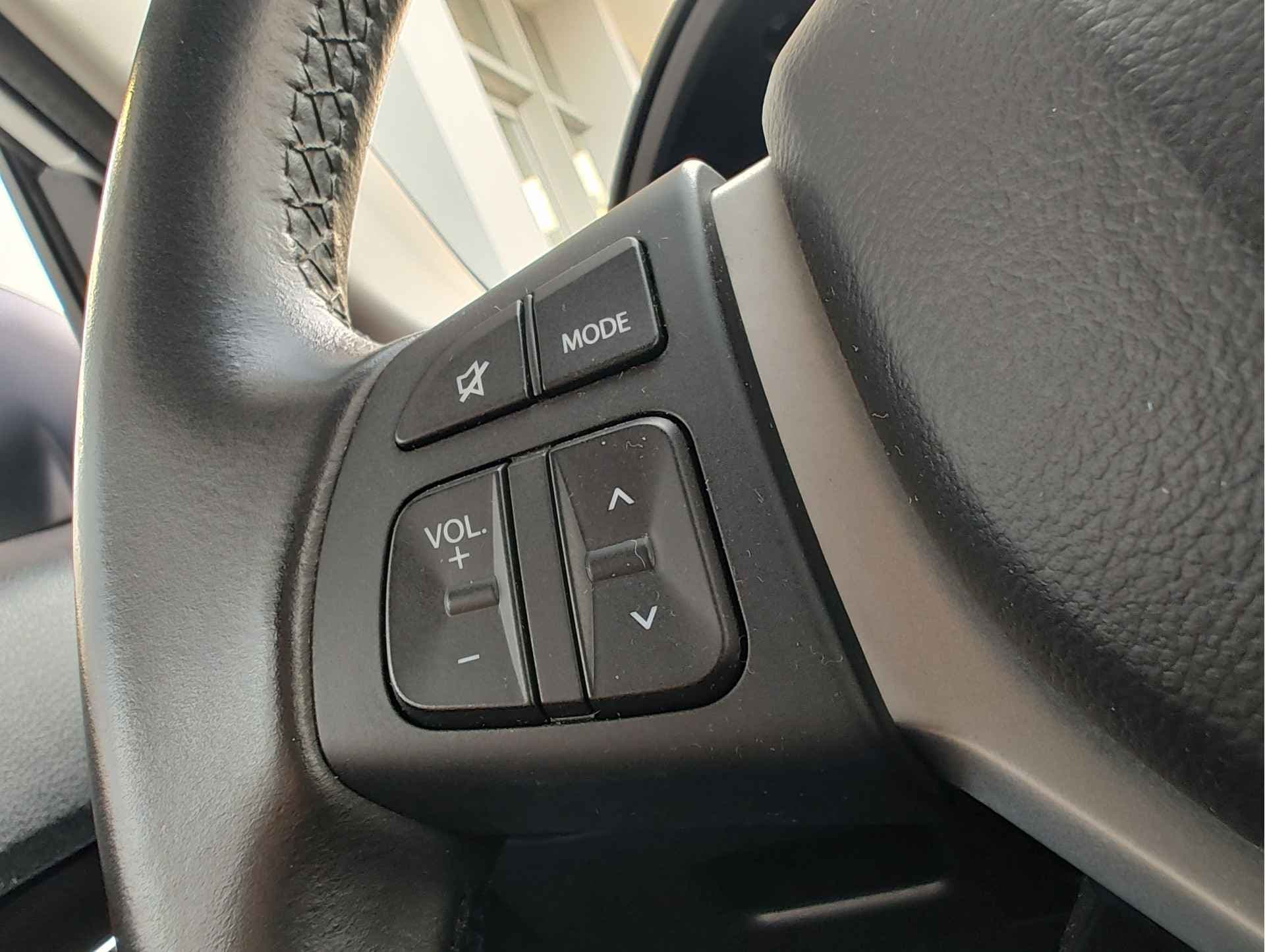 Suzuki Vitara 1.4 BOOSTERJET STYLE SMART HYBRID AUT. thumbnail 23