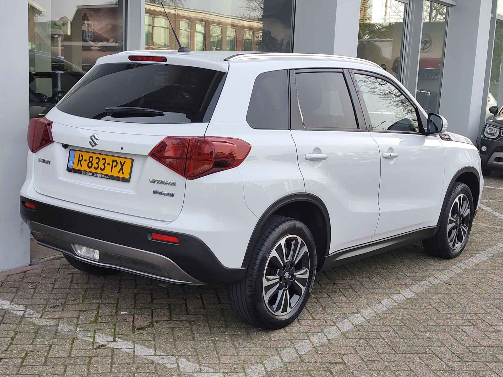 Suzuki Vitara 1.4 BOOSTERJET STYLE SMART HYBRID AUT. thumbnail 5